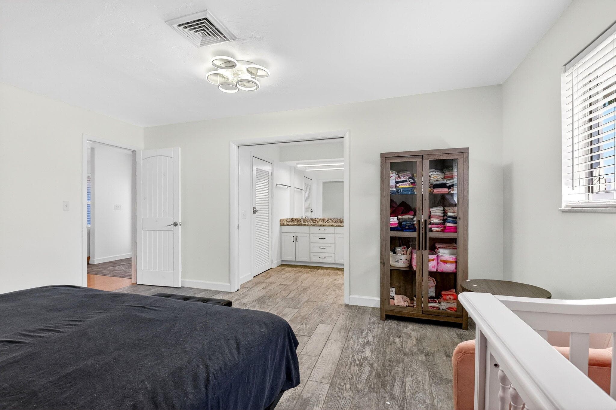 3651 Palm Drive, Riviera Beach, FL 33404 34