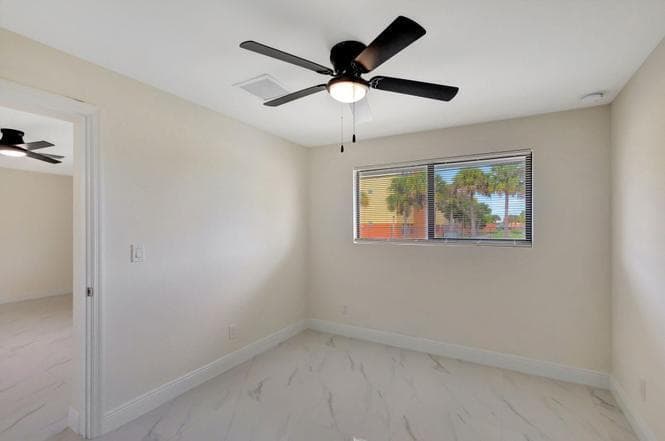 2016 Avenue S, Riviera Beach, FL 33404 7
