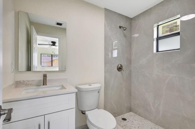 2016 Avenue S, Riviera Beach, FL 33404 10