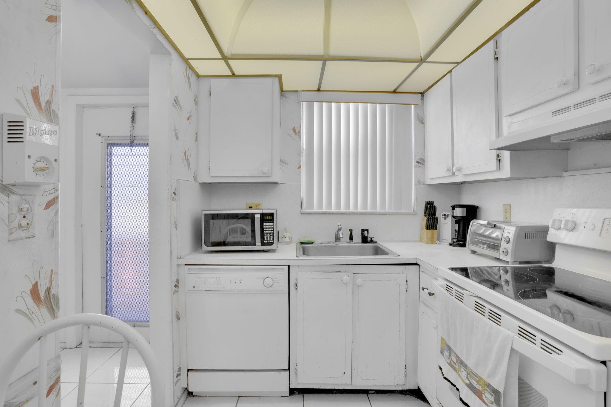 2751 E Sunrise Lakes Drive 204, Sunrise, FL 33322 8