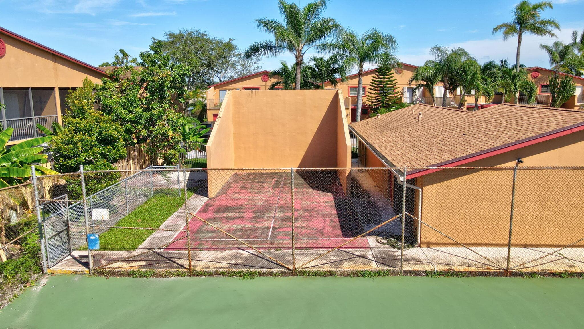 2751 E Sunrise Lakes Drive 204, Sunrise, FL 33322 21