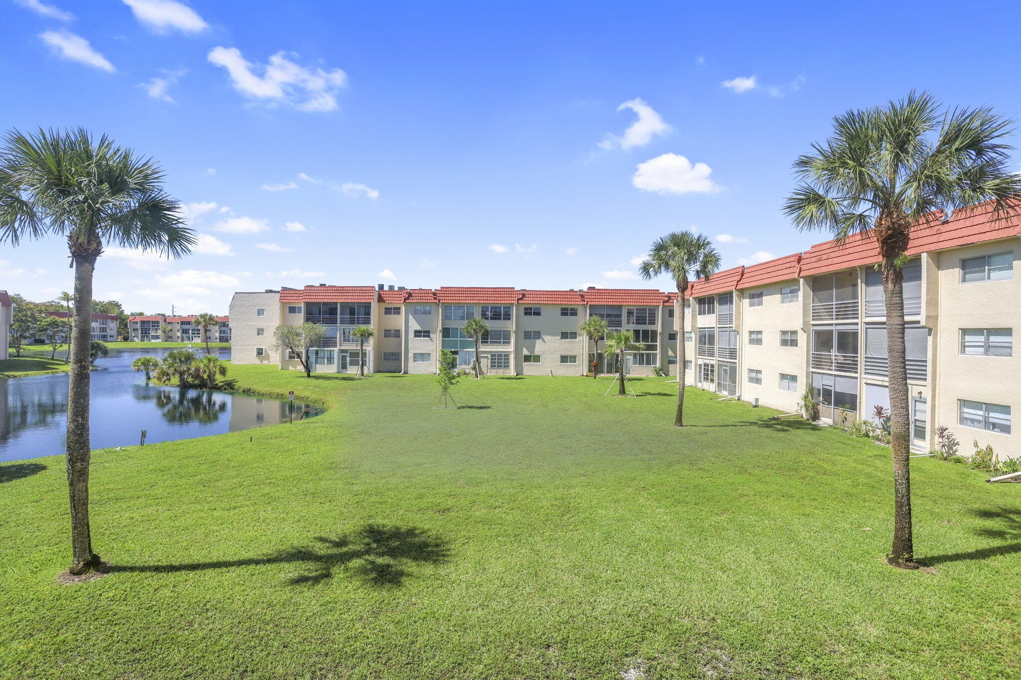 2751 E Sunrise Lakes Drive 204, Sunrise, FL 33322 27