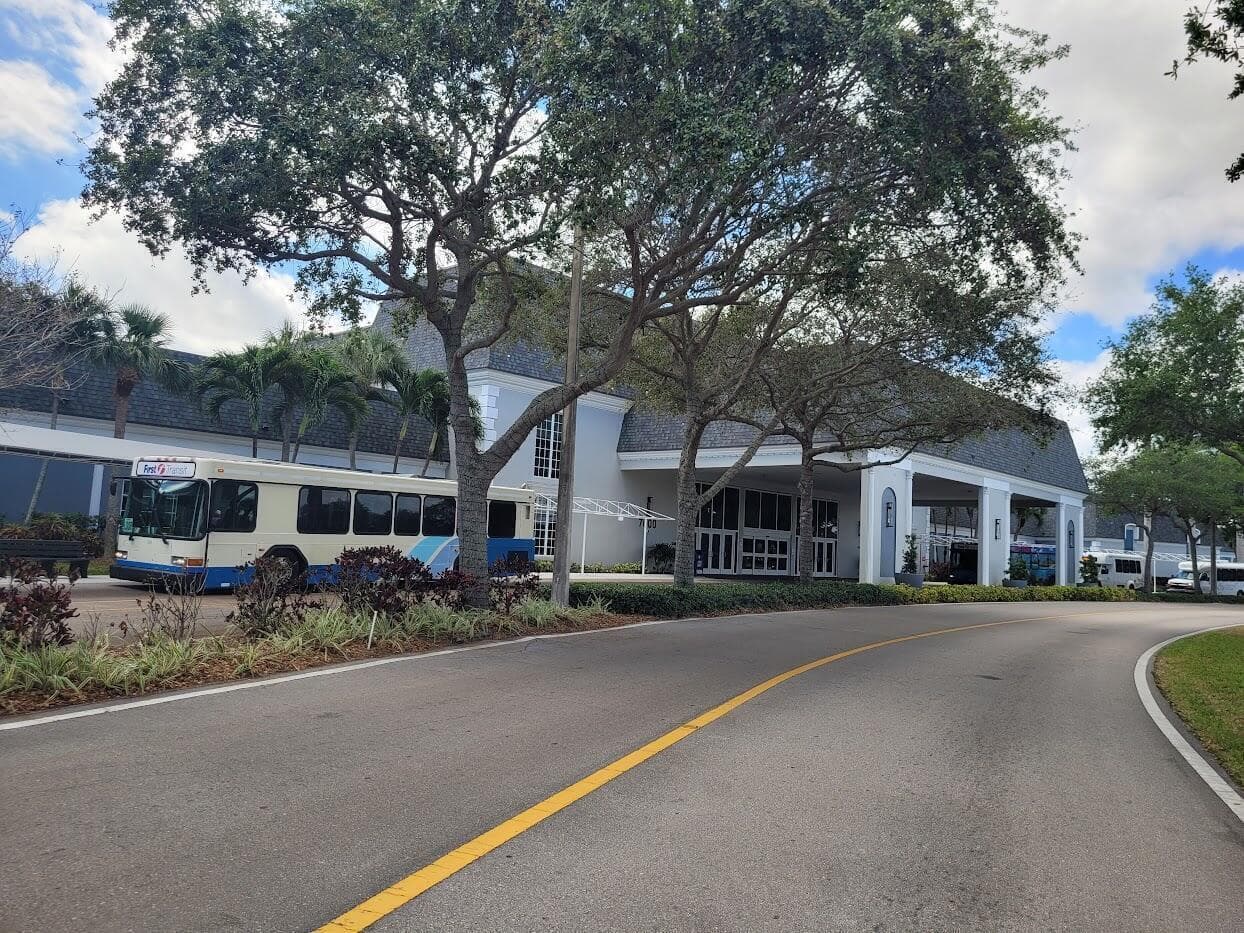 277 Seville L, Delray Beach, FL 33446 26