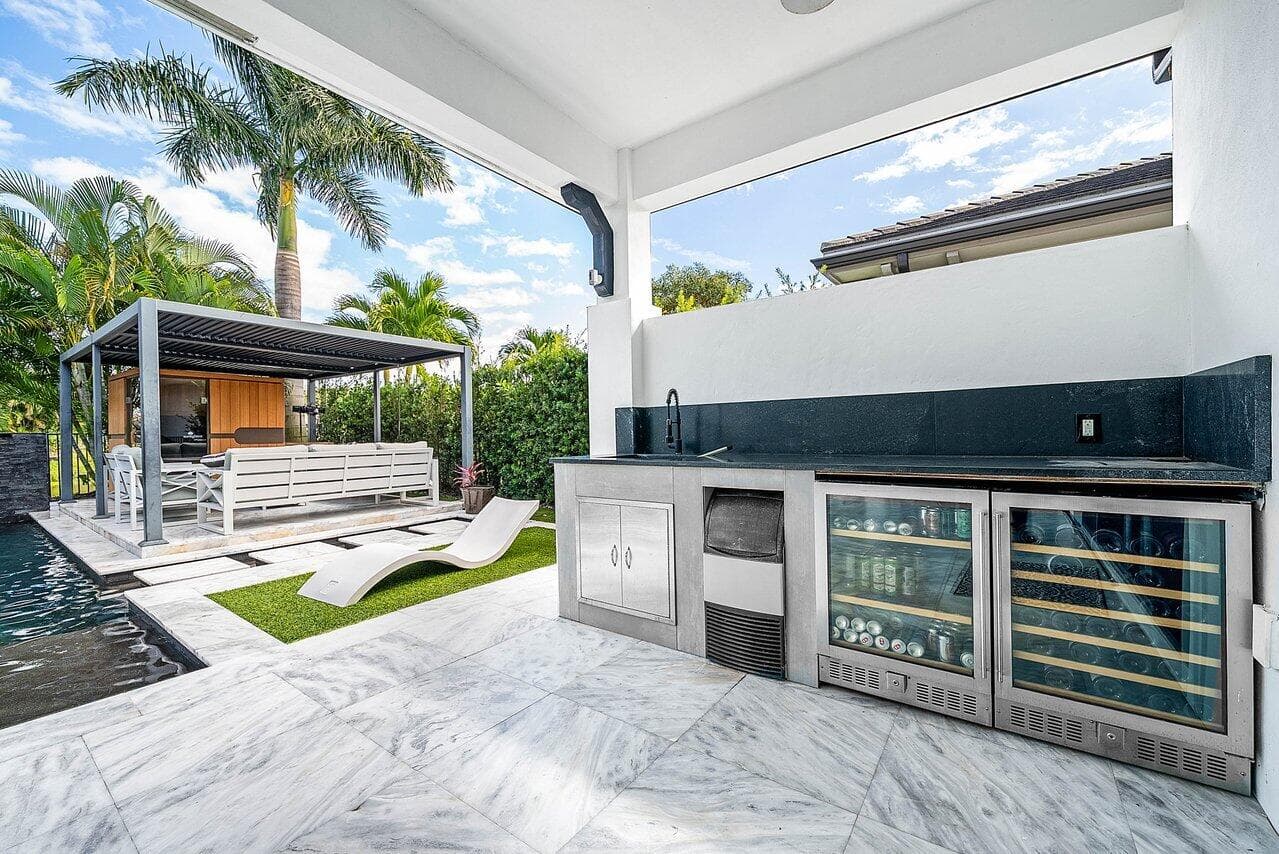 3019 Gin Berry Way, West Palm Beach, FL 33401 38