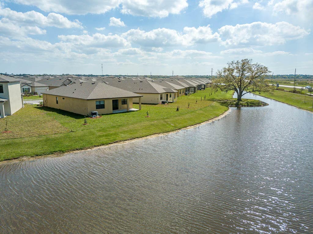 1863 Farmhouse Road SE, Palm Bay, FL 32909 33