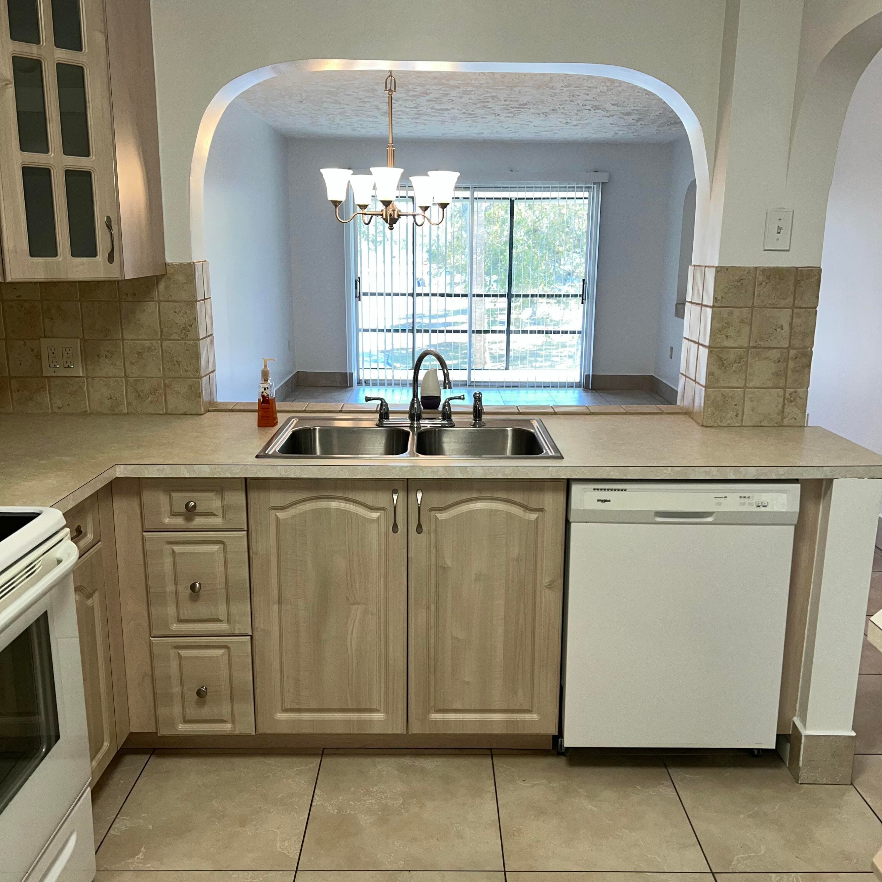 2302 Sunrise 3-201, Fort Pierce, FL 34949 8
