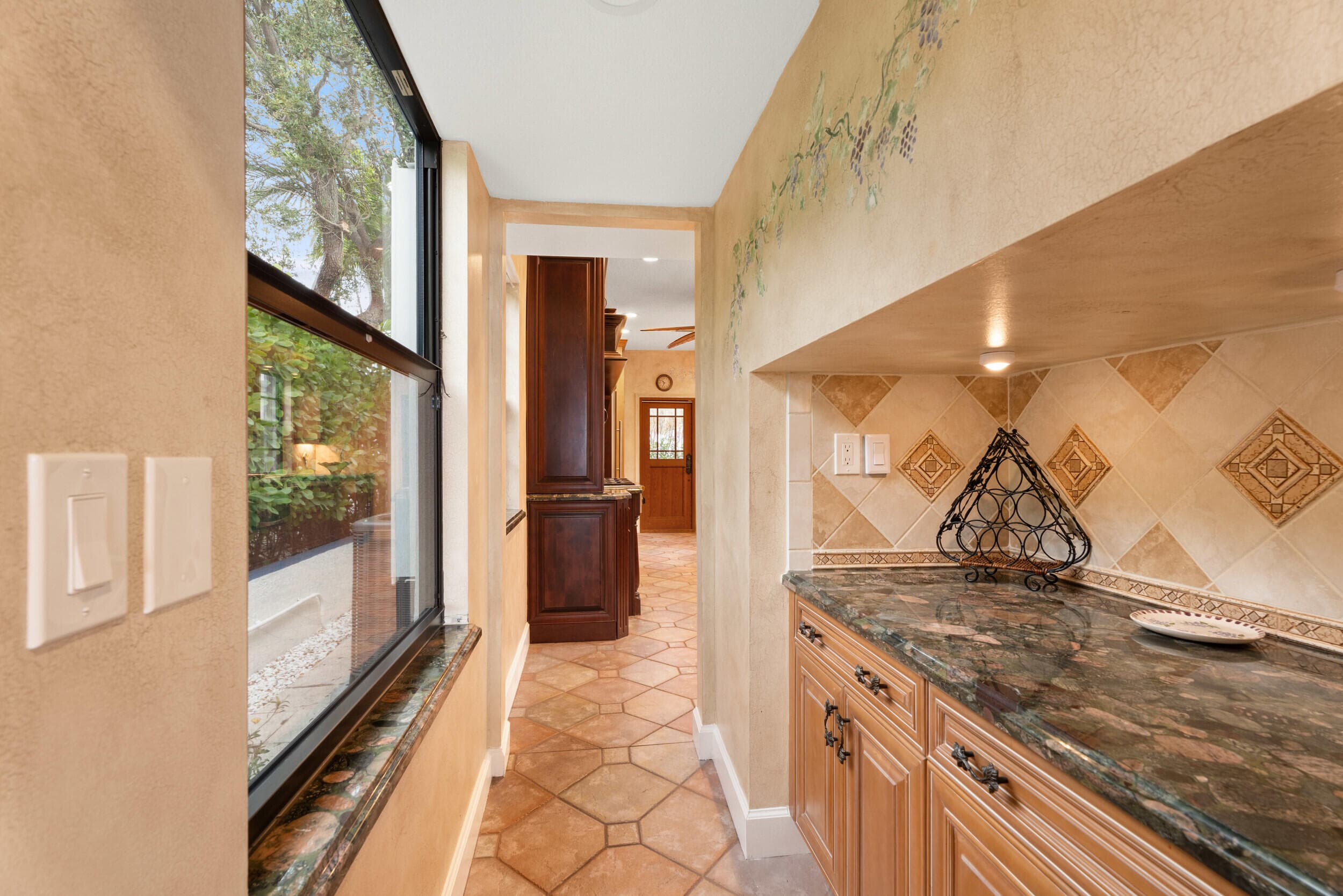 114 S Lake Drive, Lantana, FL 33462 17