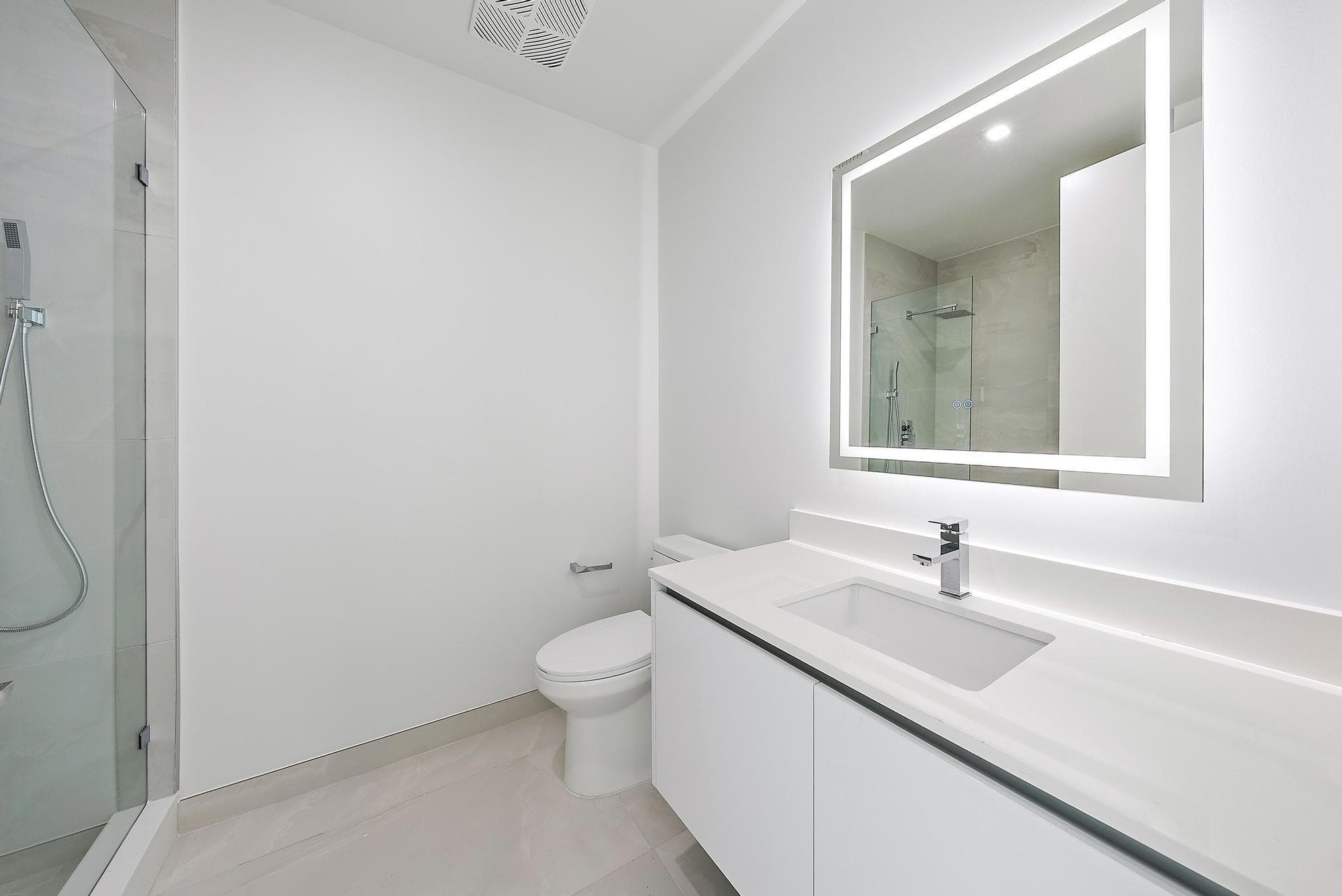 220 Lake Shore Drive 1008, Lake Park, FL 33403 15