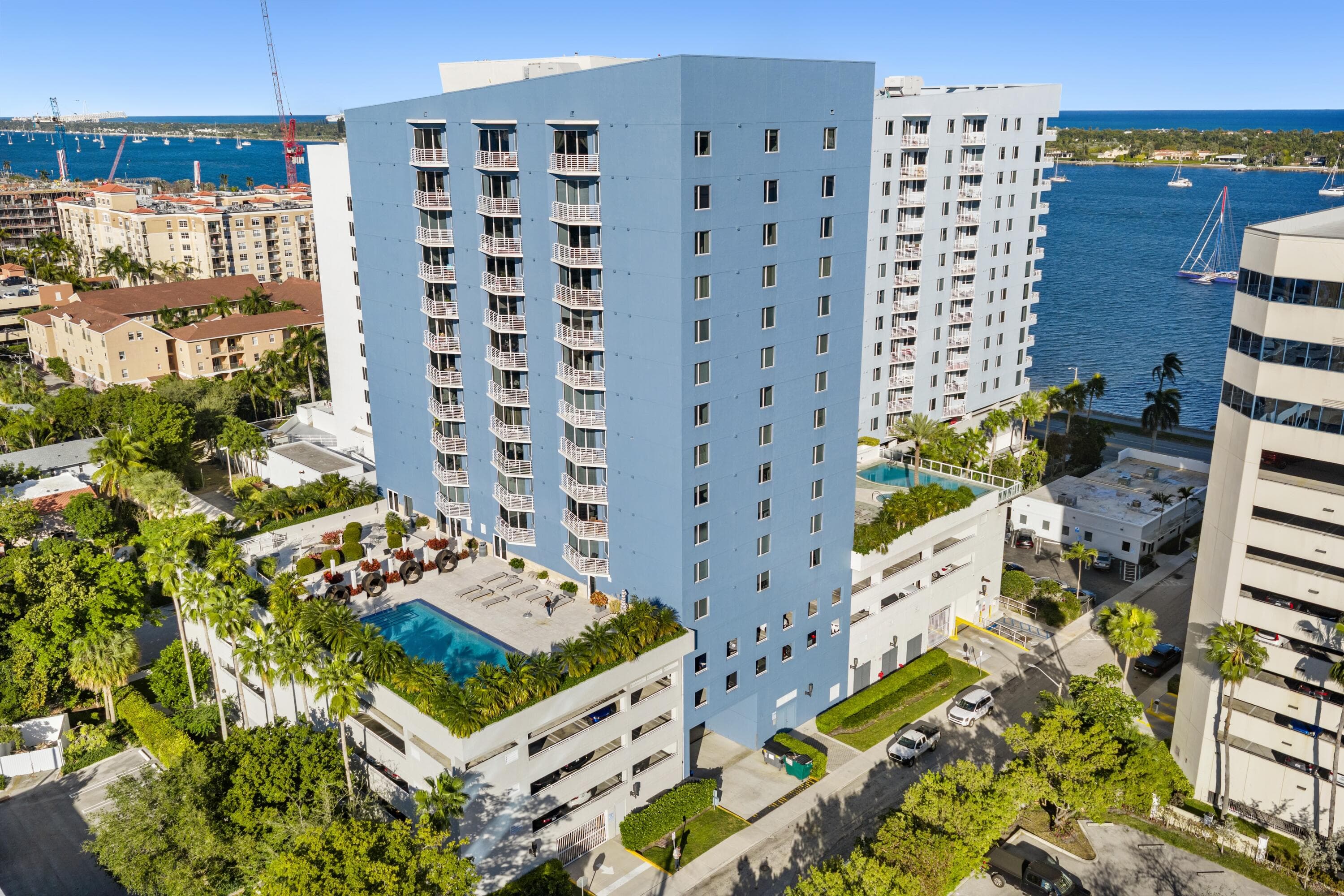 1551 N Flagler Drive 1114, West Palm Beach, FL 33401 35