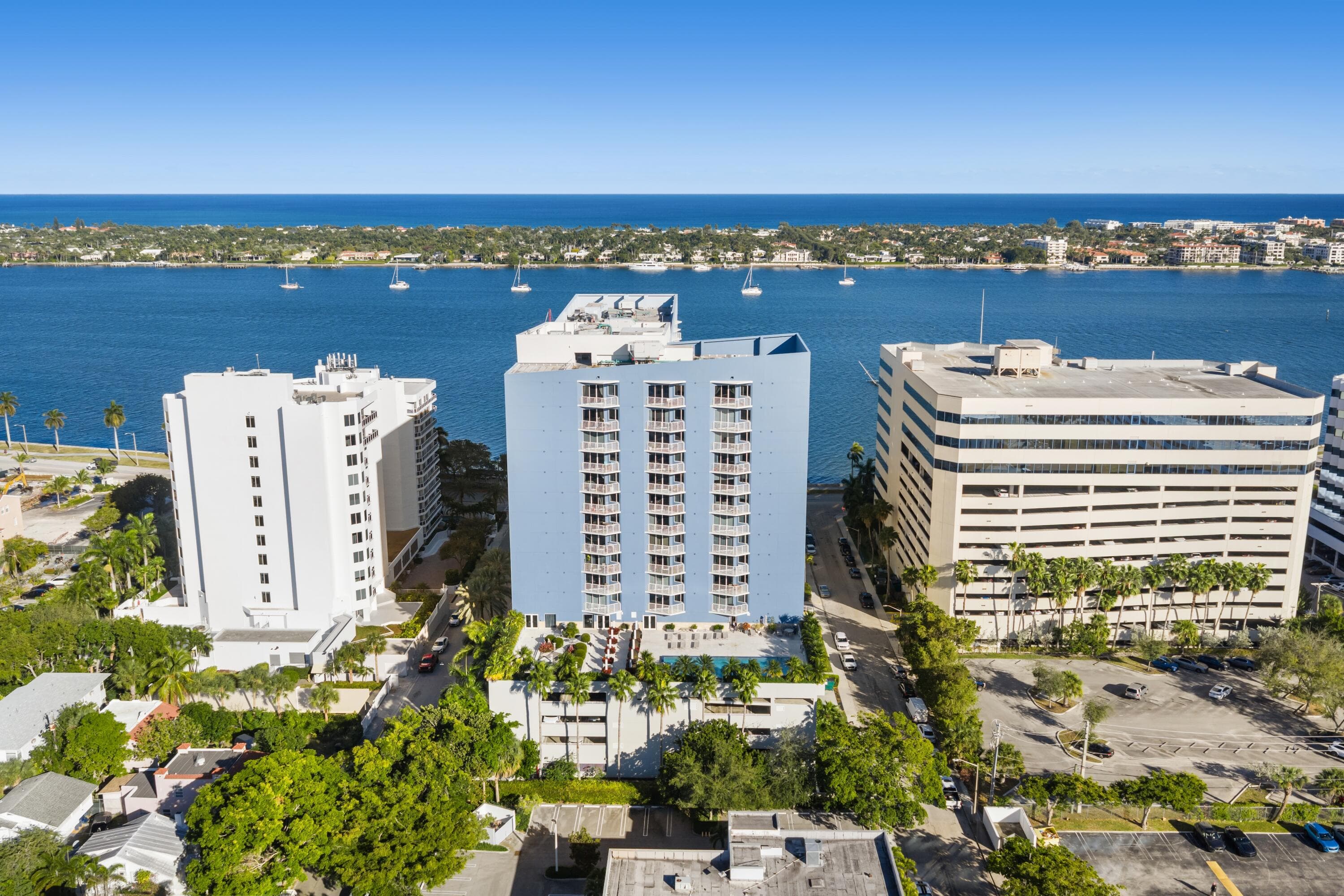 1551 N Flagler Drive 1114, West Palm Beach, FL 33401 58