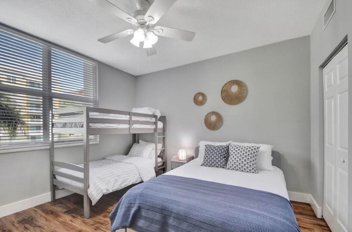 804 E Windward Way 316, Lantana, FL 33462 10