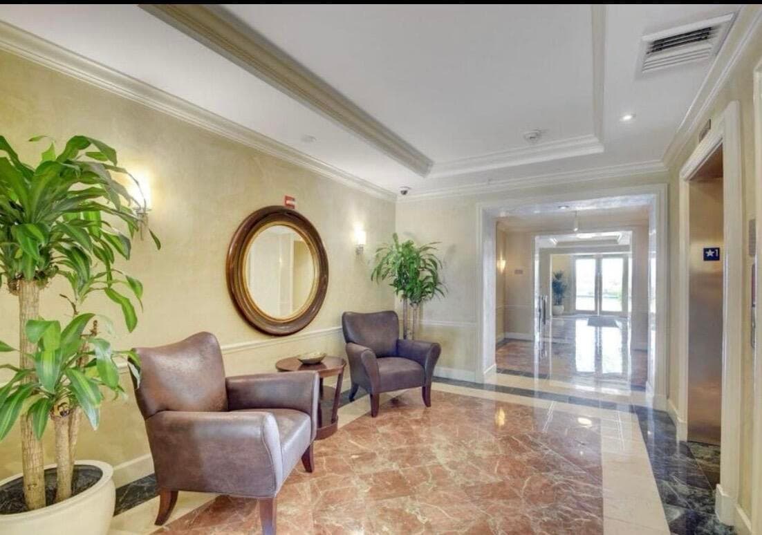 804 E Windward Way 316, Lantana, FL 33462 37