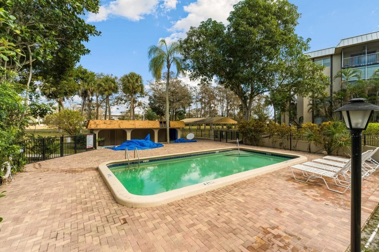 6301 N Falls Cir Drive 307, Lauderhill, FL 33319 37