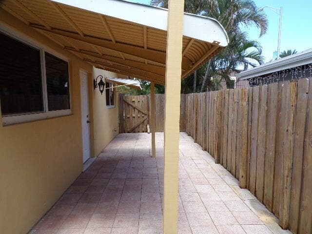2210 NE 36th Street A&b, Lighthouse Point, FL 33064 9