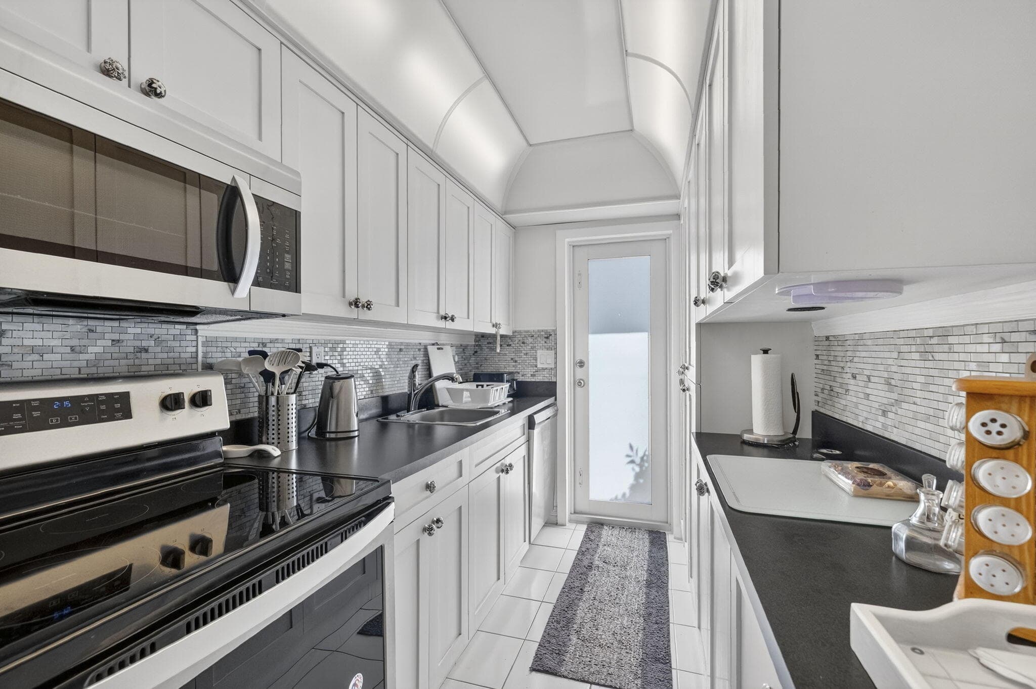 1221 Hillsboro Mile 23a, Hillsboro Beach, FL 33062 11