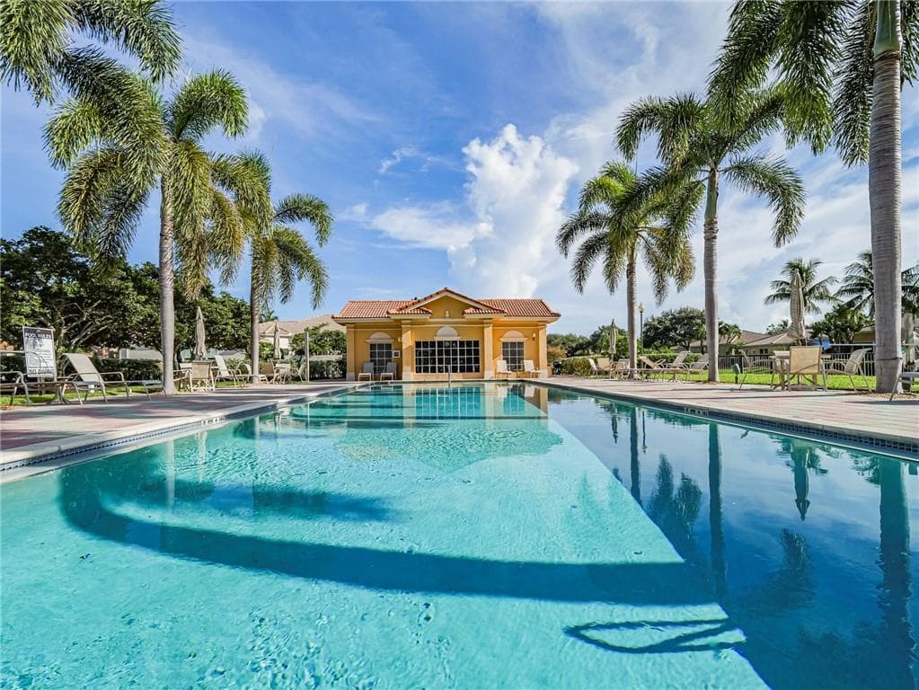 9630 E Maiden Court, Vero Beach, FL 32963 35