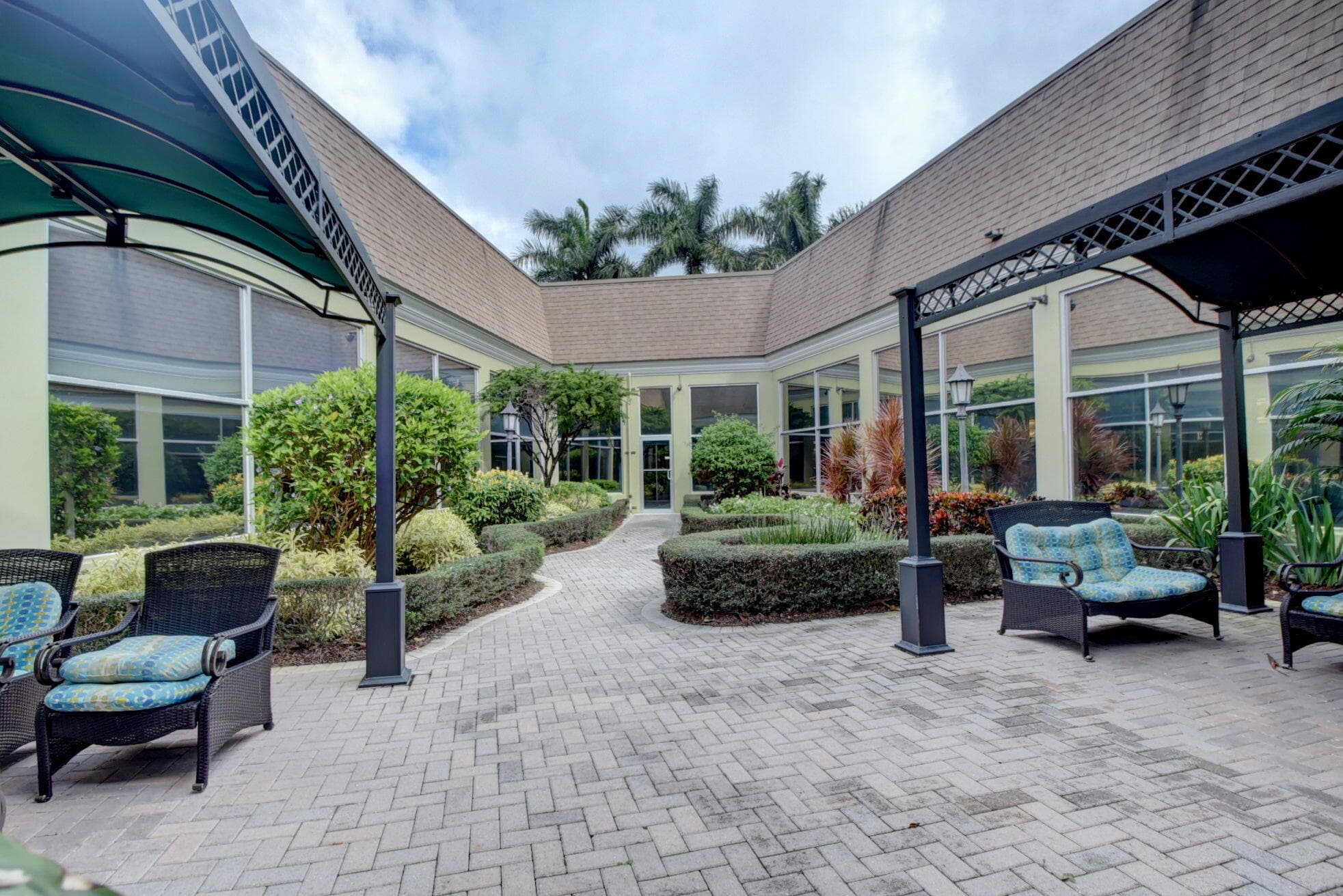 61 Brittany B 61, Delray Beach, FL 33446 74