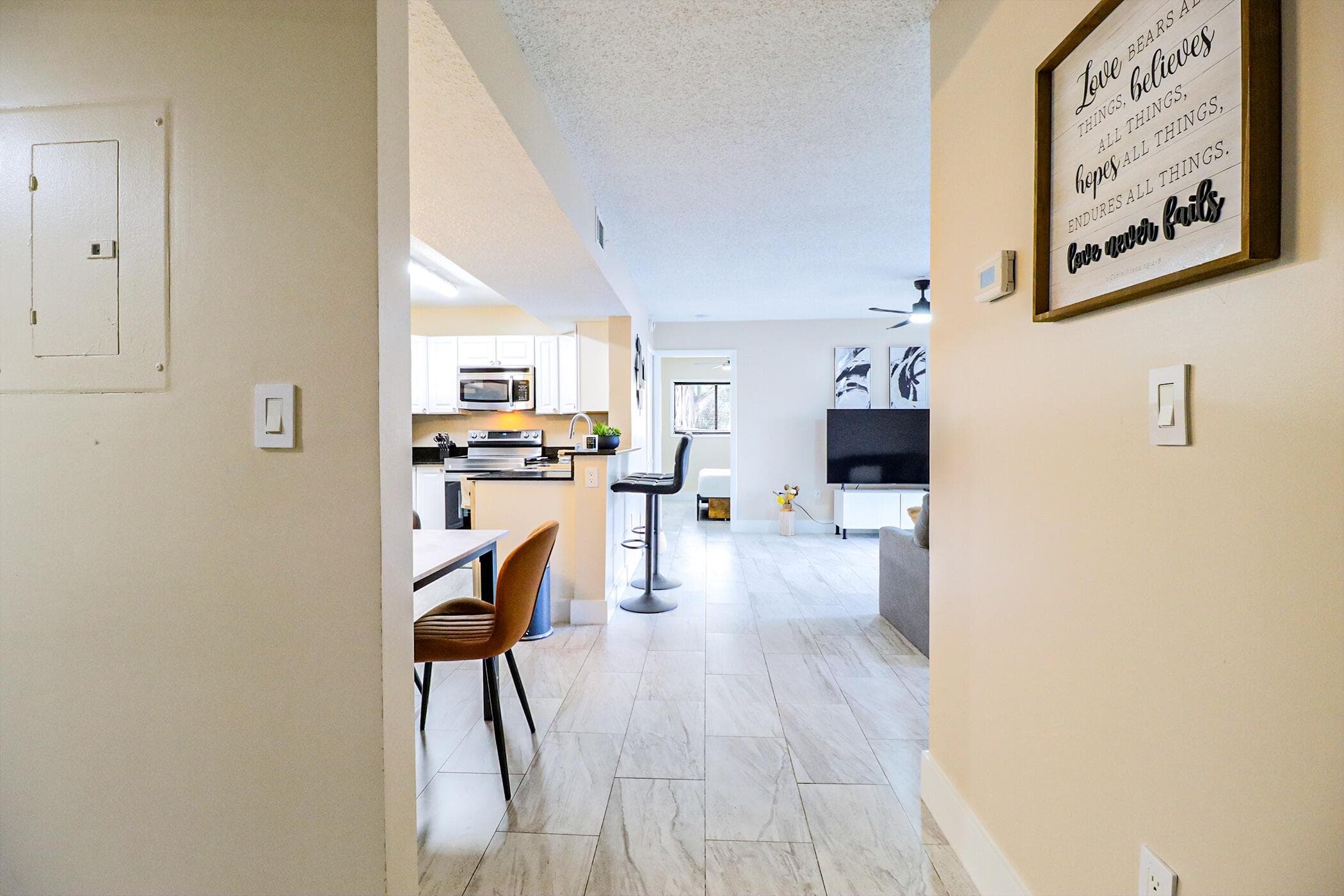 450 Palm Circle 106, Pembroke Pines, FL 33025 6