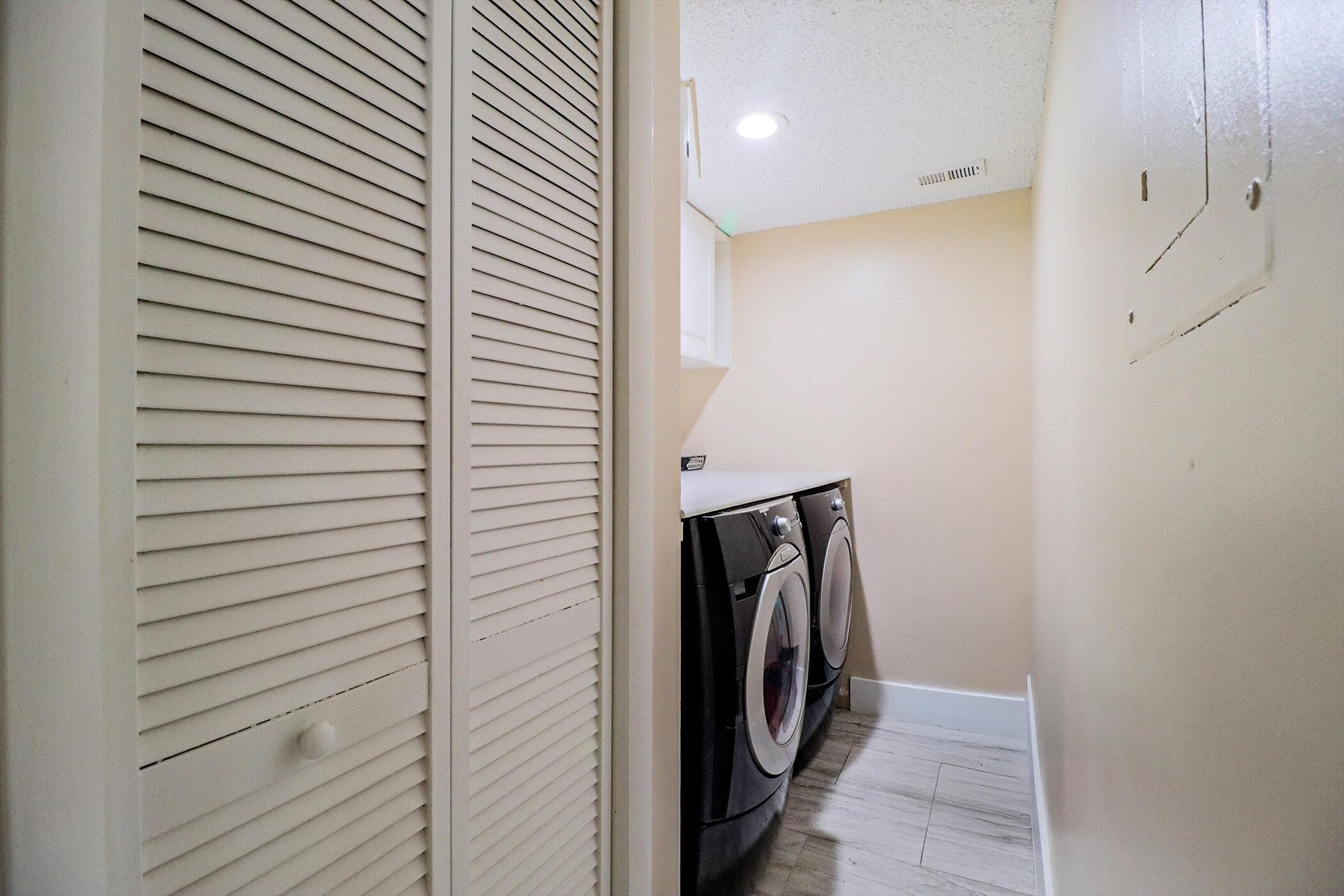 450 Palm Circle 106, Pembroke Pines, FL 33025 9