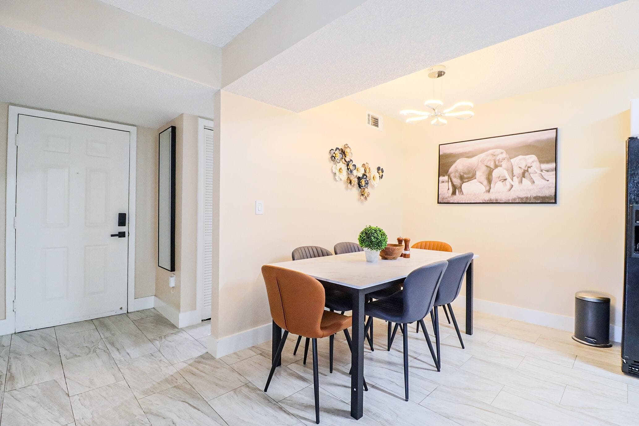 450 Palm Circle 106, Pembroke Pines, FL 33025 11