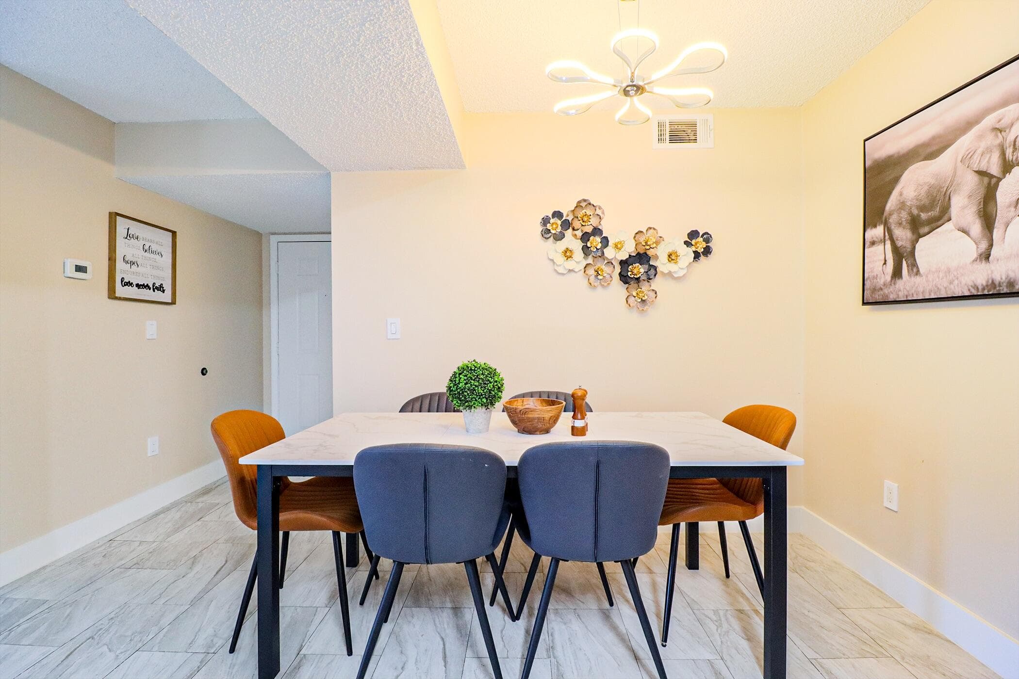 450 Palm Circle 106, Pembroke Pines, FL 33025 12
