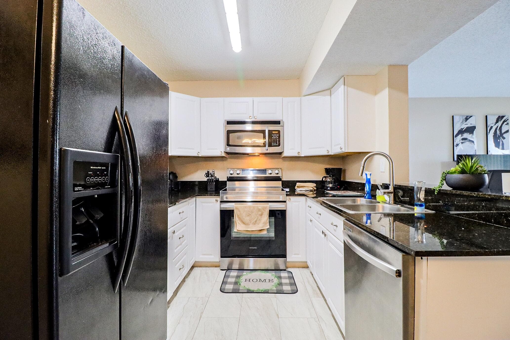 450 Palm Circle 106, Pembroke Pines, FL 33025 21