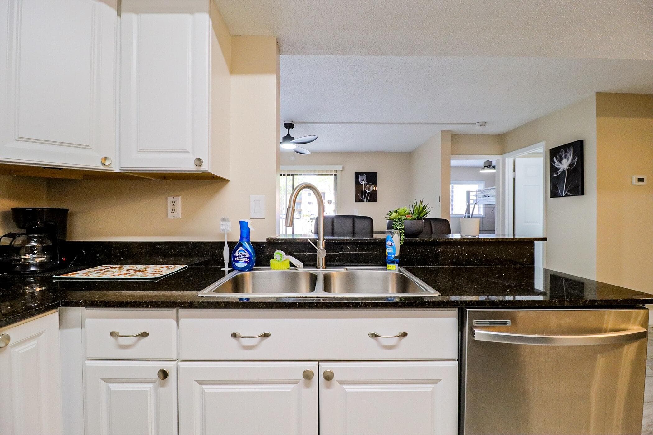 450 Palm Circle 106, Pembroke Pines, FL 33025 26