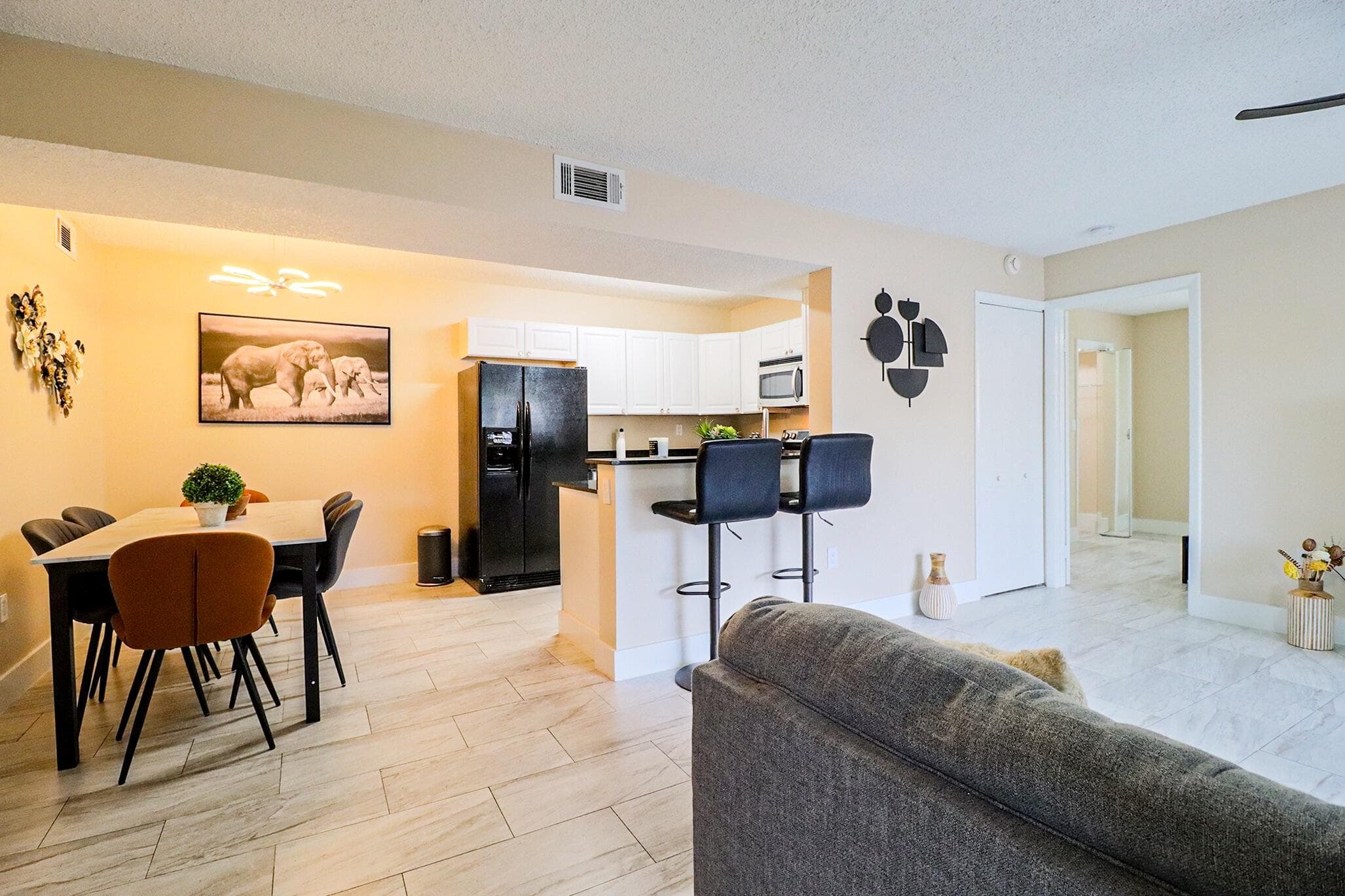 450 Palm Circle 106, Pembroke Pines, FL 33025 28