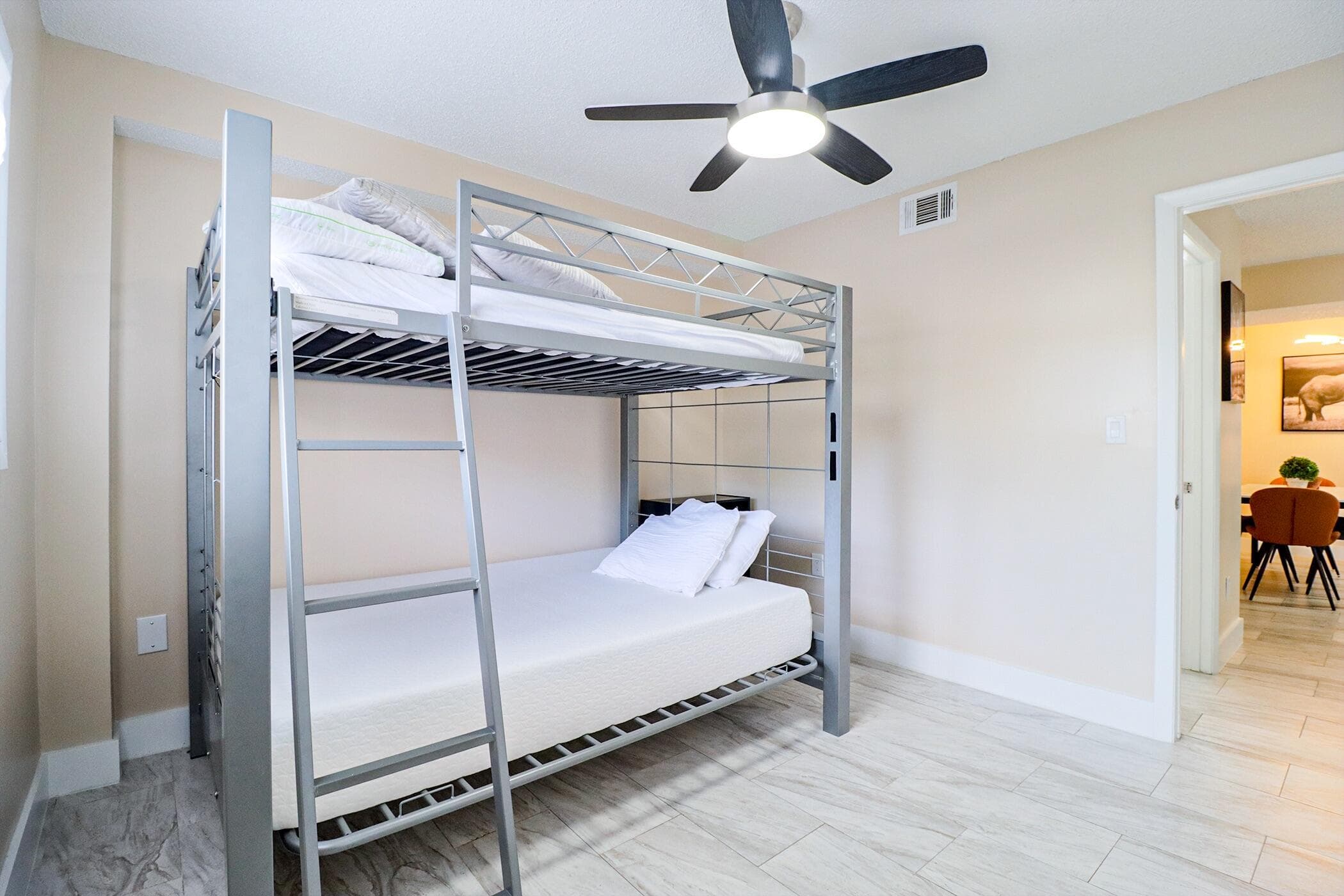 450 Palm Circle 106, Pembroke Pines, FL 33025 33