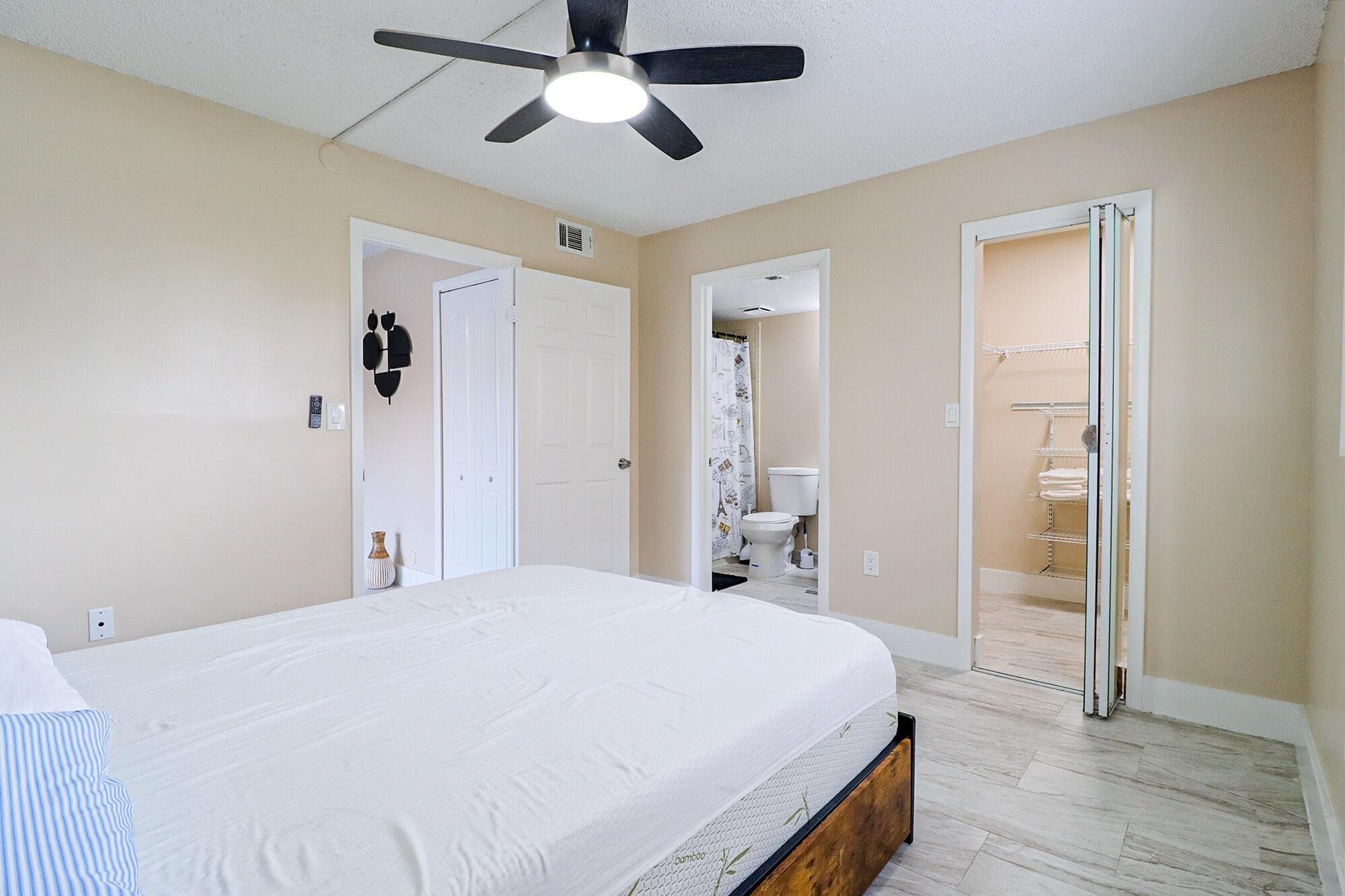 450 Palm Circle 106, Pembroke Pines, FL 33025 41