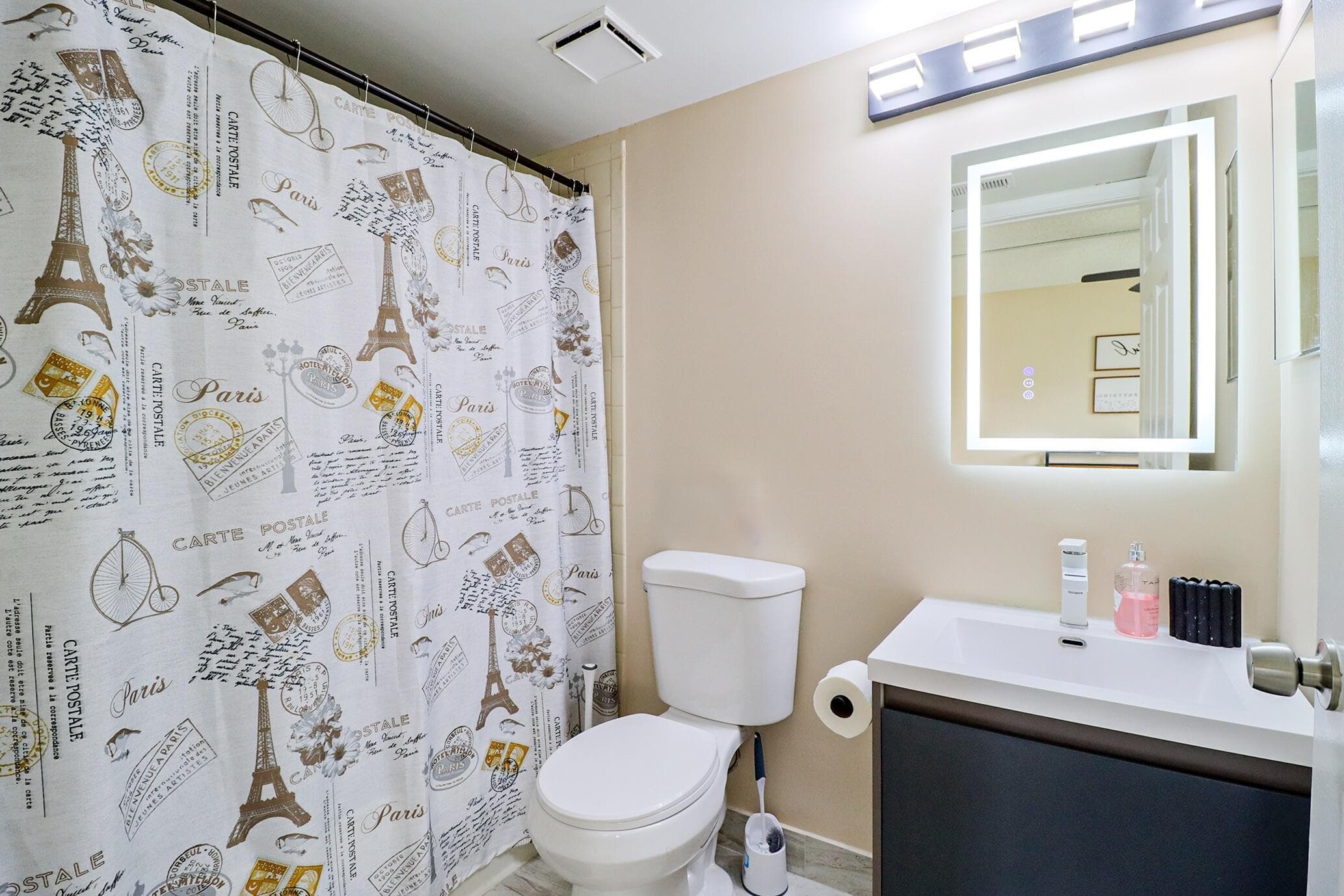 450 Palm Circle 106, Pembroke Pines, FL 33025 45