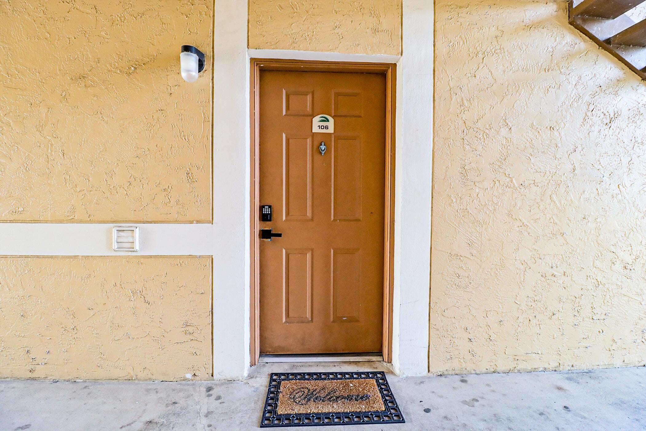 450 Palm Circle 106, Pembroke Pines, FL 33025 4