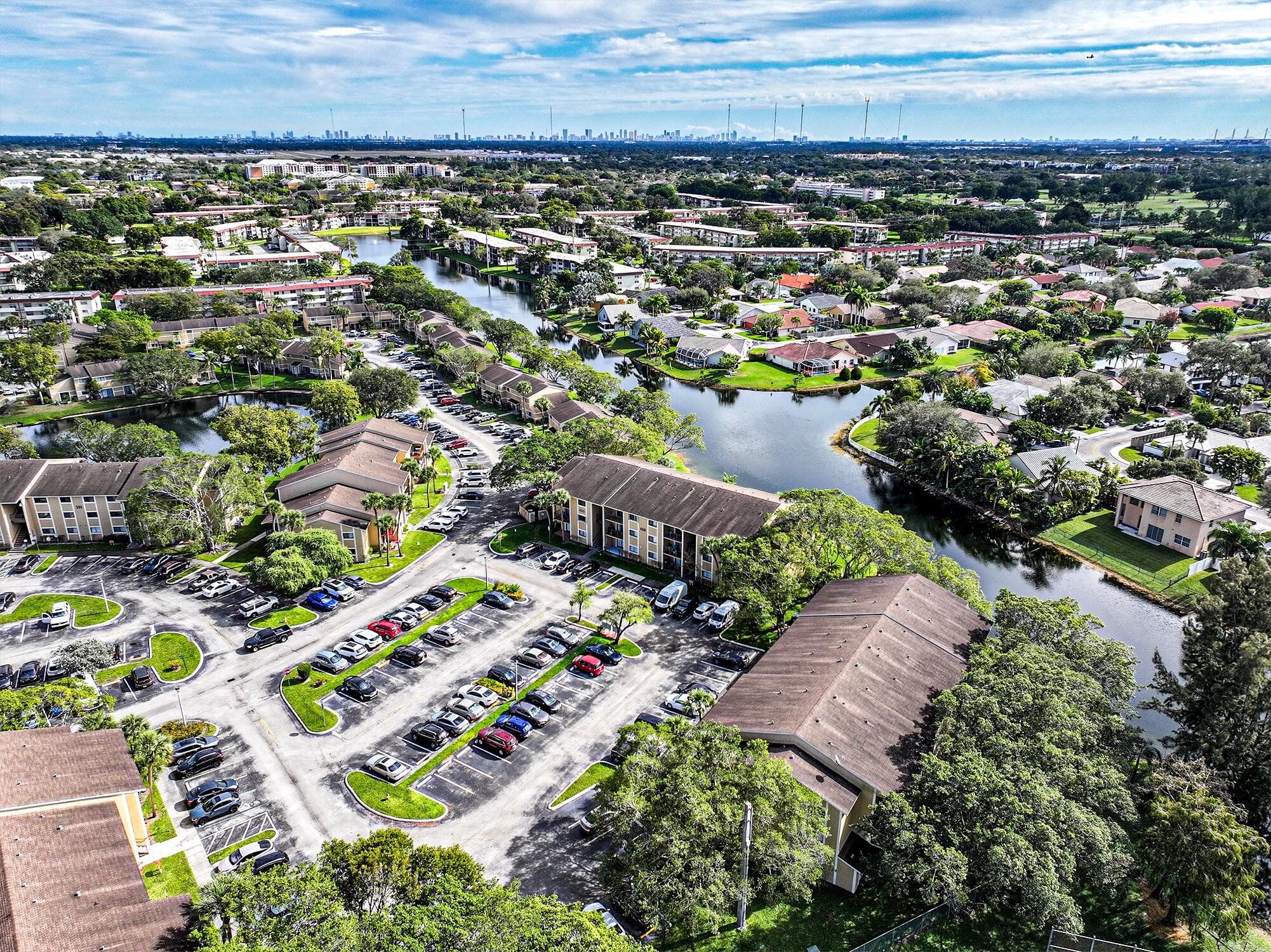 450 Palm Circle 106, Pembroke Pines, FL 33025 68