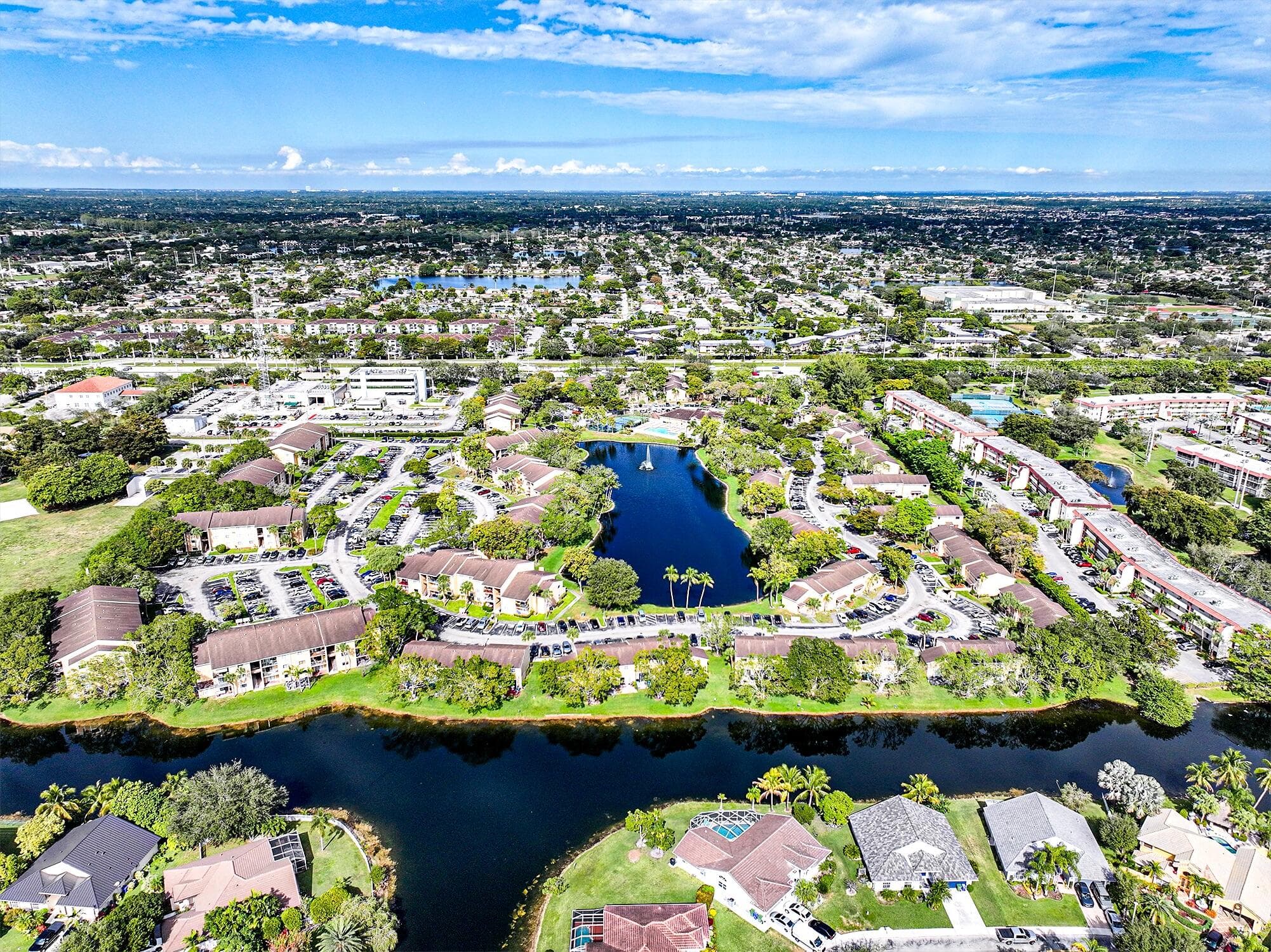 450 Palm Circle 106, Pembroke Pines, FL 33025 71