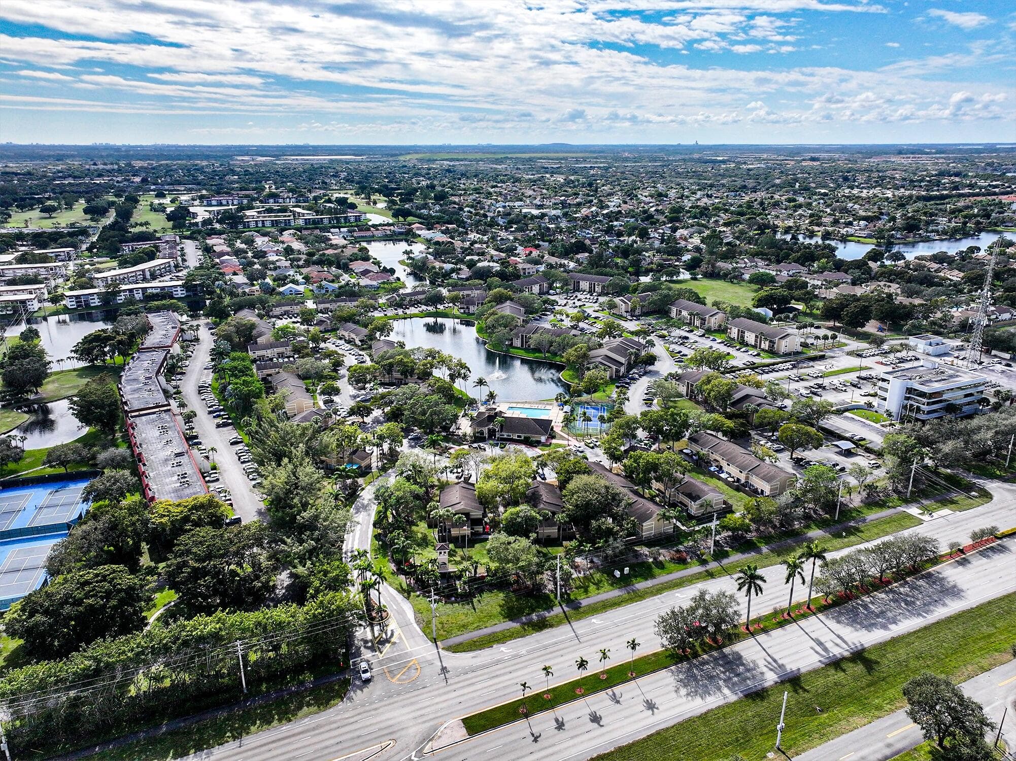 450 Palm Circle 106, Pembroke Pines, FL 33025 2