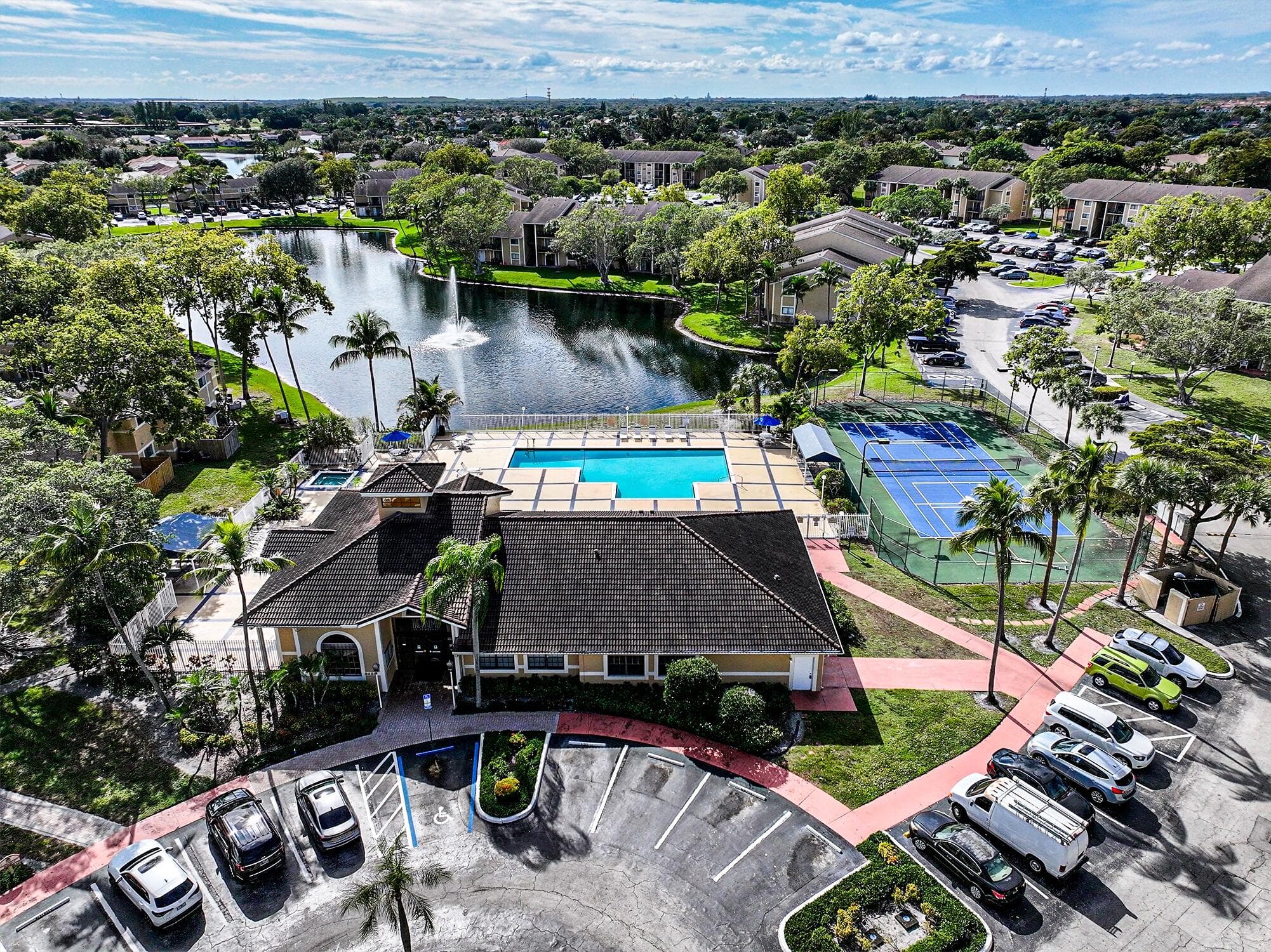 450 Palm Circle 106, Pembroke Pines, FL 33025 87