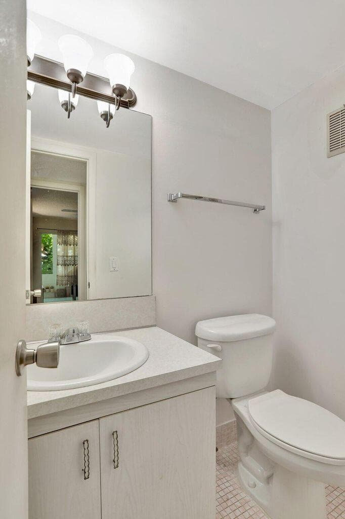 4076 Newport Q 4076, Deerfield Beach, FL 33442 18