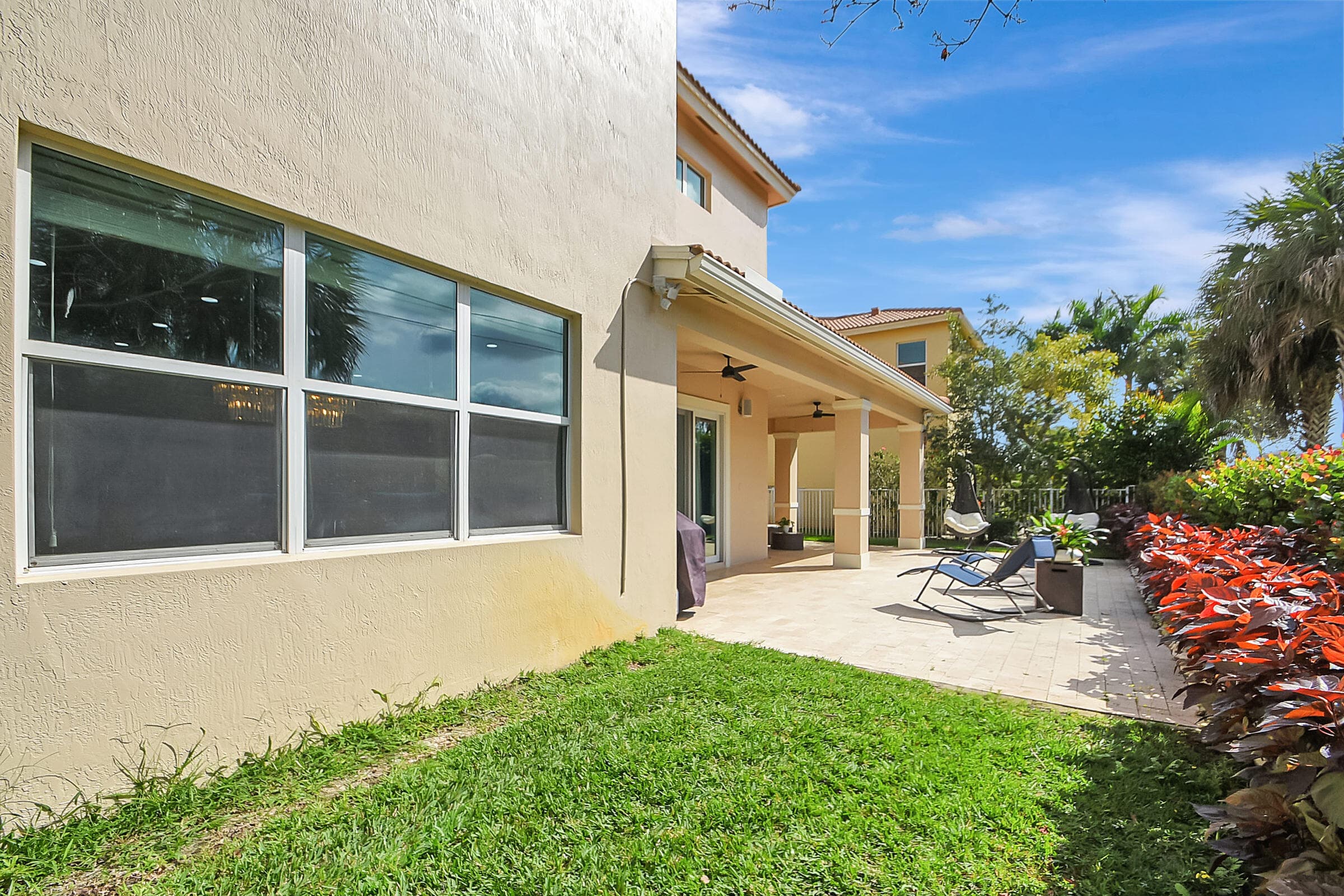 8952 Cypress Grove Lane, West Palm Beach, FL 33411 48