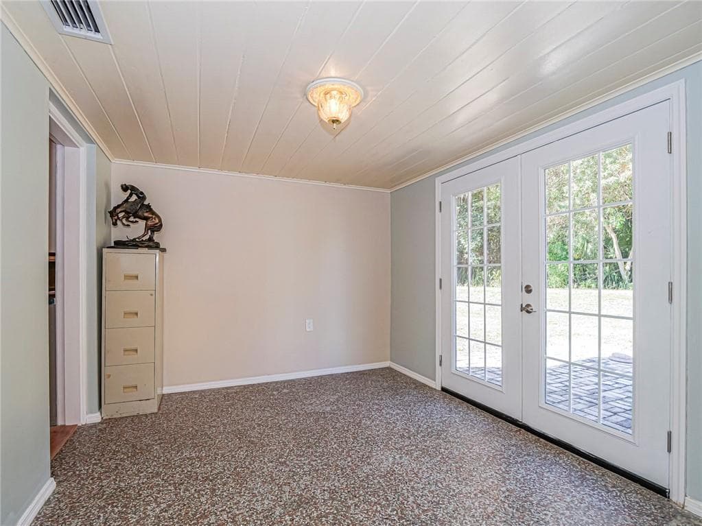 2049 50th Avenue, Vero Beach, FL 32966 12
