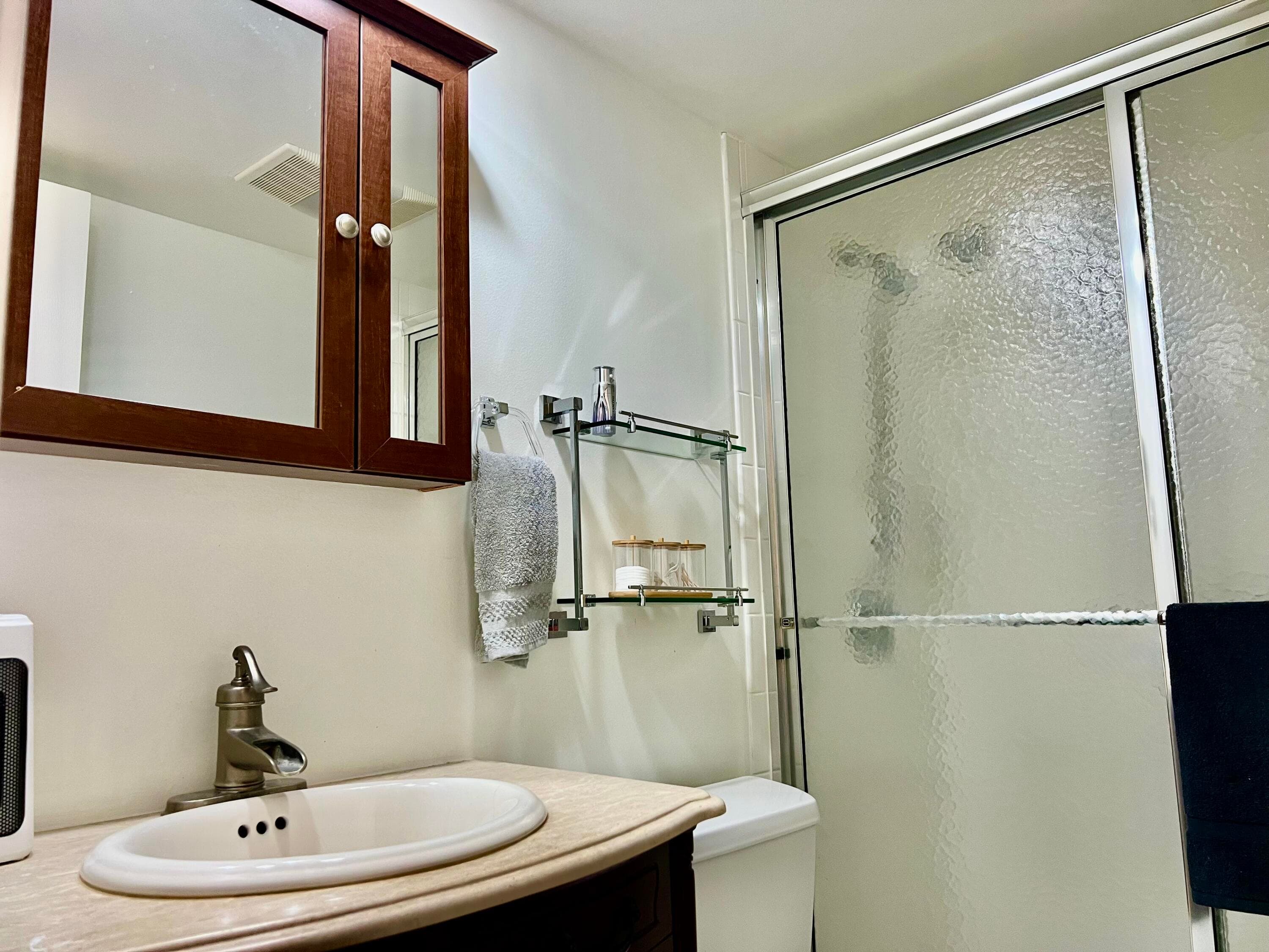 1011 Harwood C 1011, Deerfield Beach, FL 33442 23