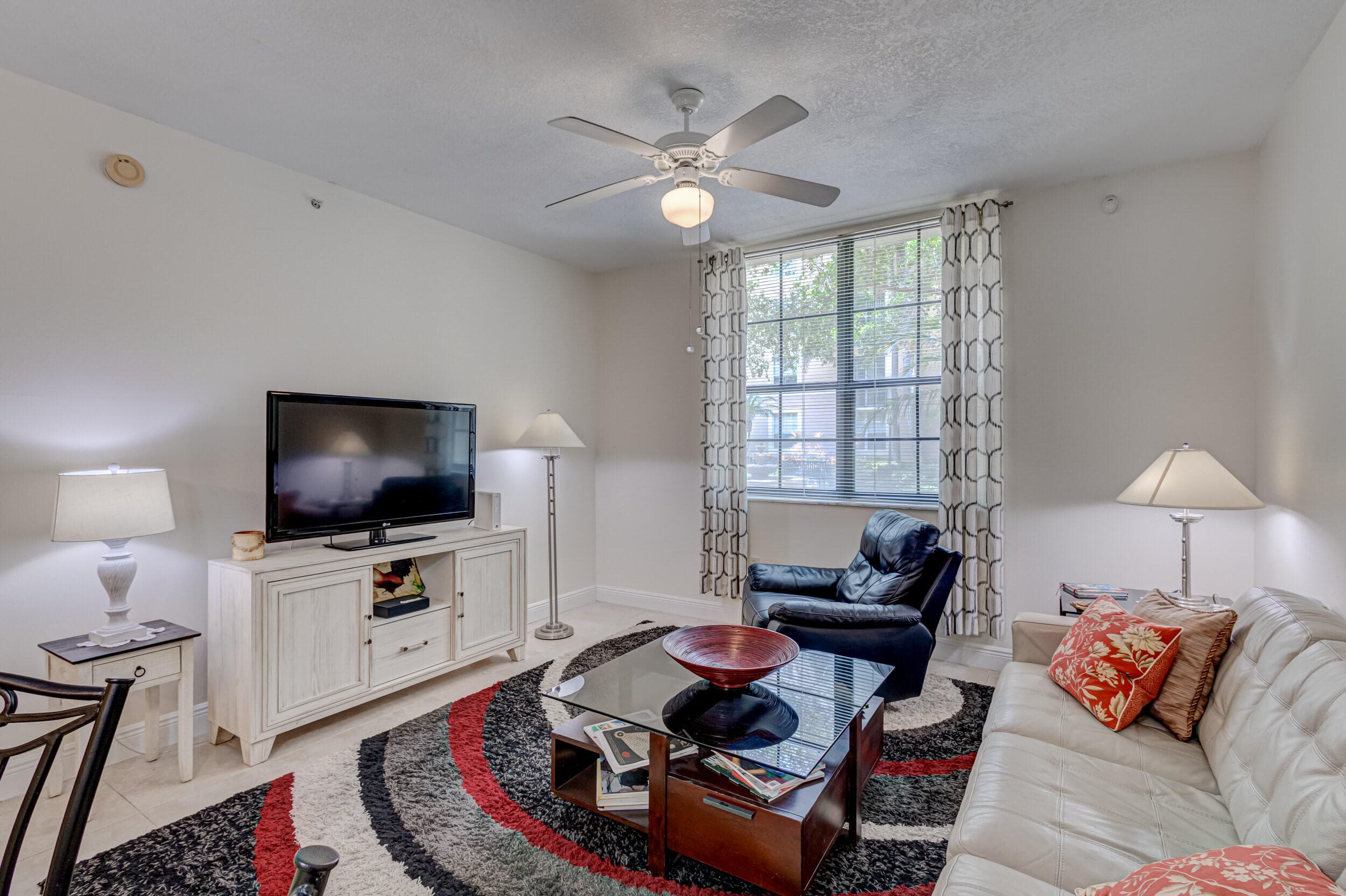 630 S Sapodilla Avenue 112, West Palm Beach, FL 33401 5