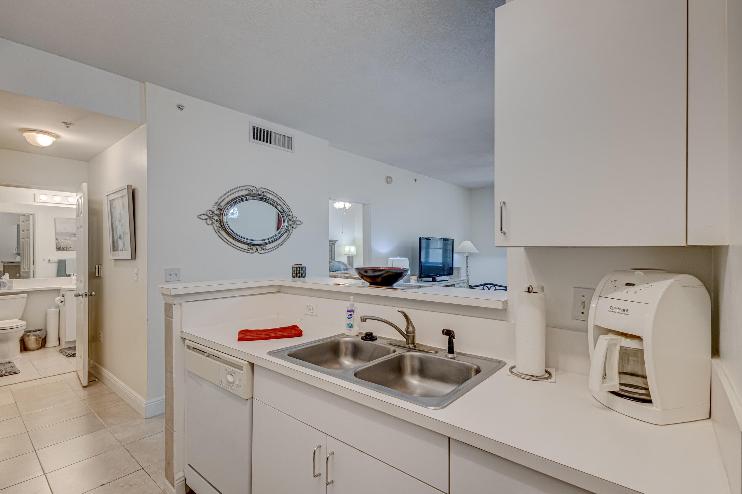 630 S Sapodilla Avenue 112, West Palm Beach, FL 33401 21