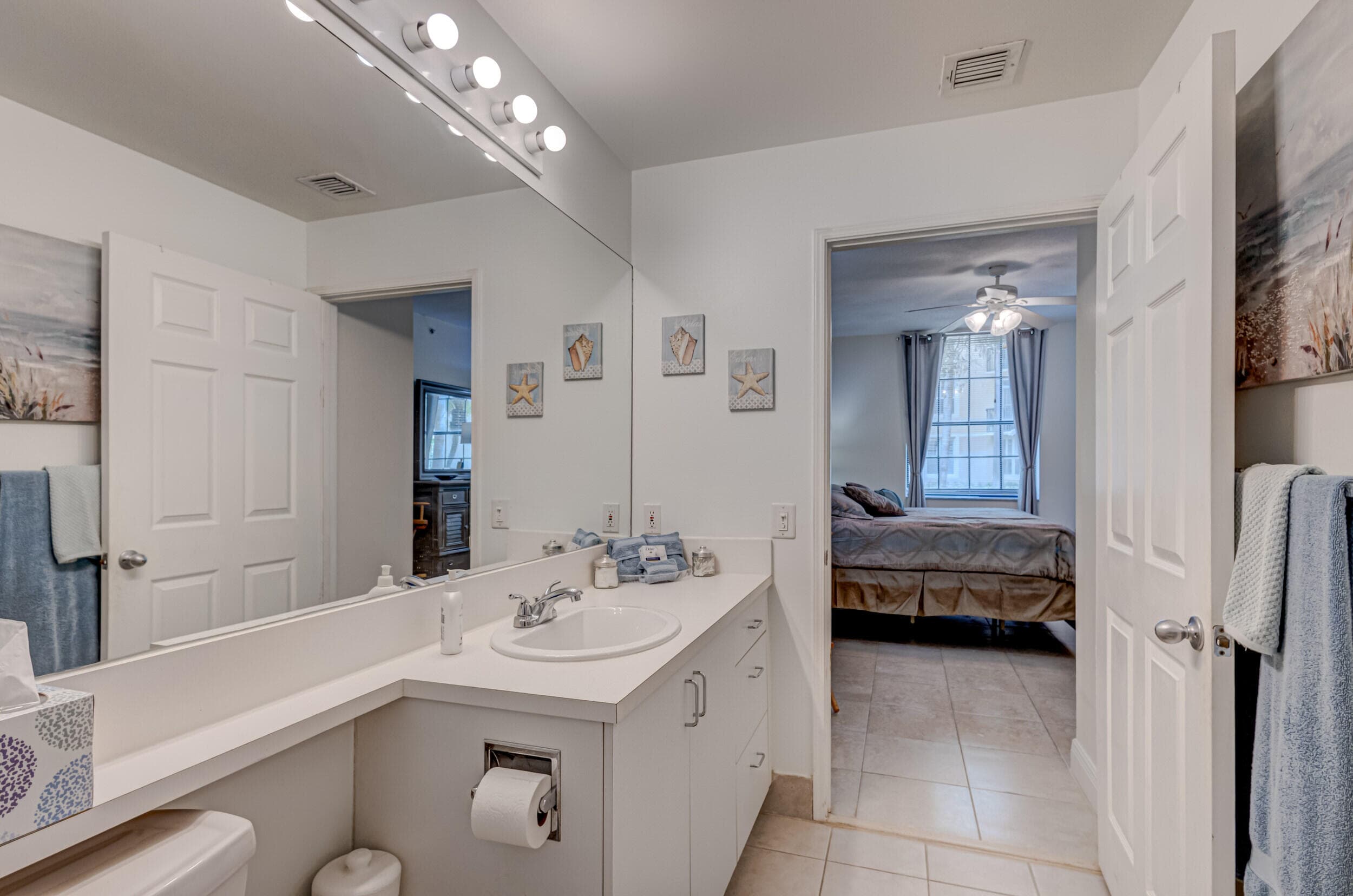 630 S Sapodilla Avenue 112, West Palm Beach, FL 33401 29