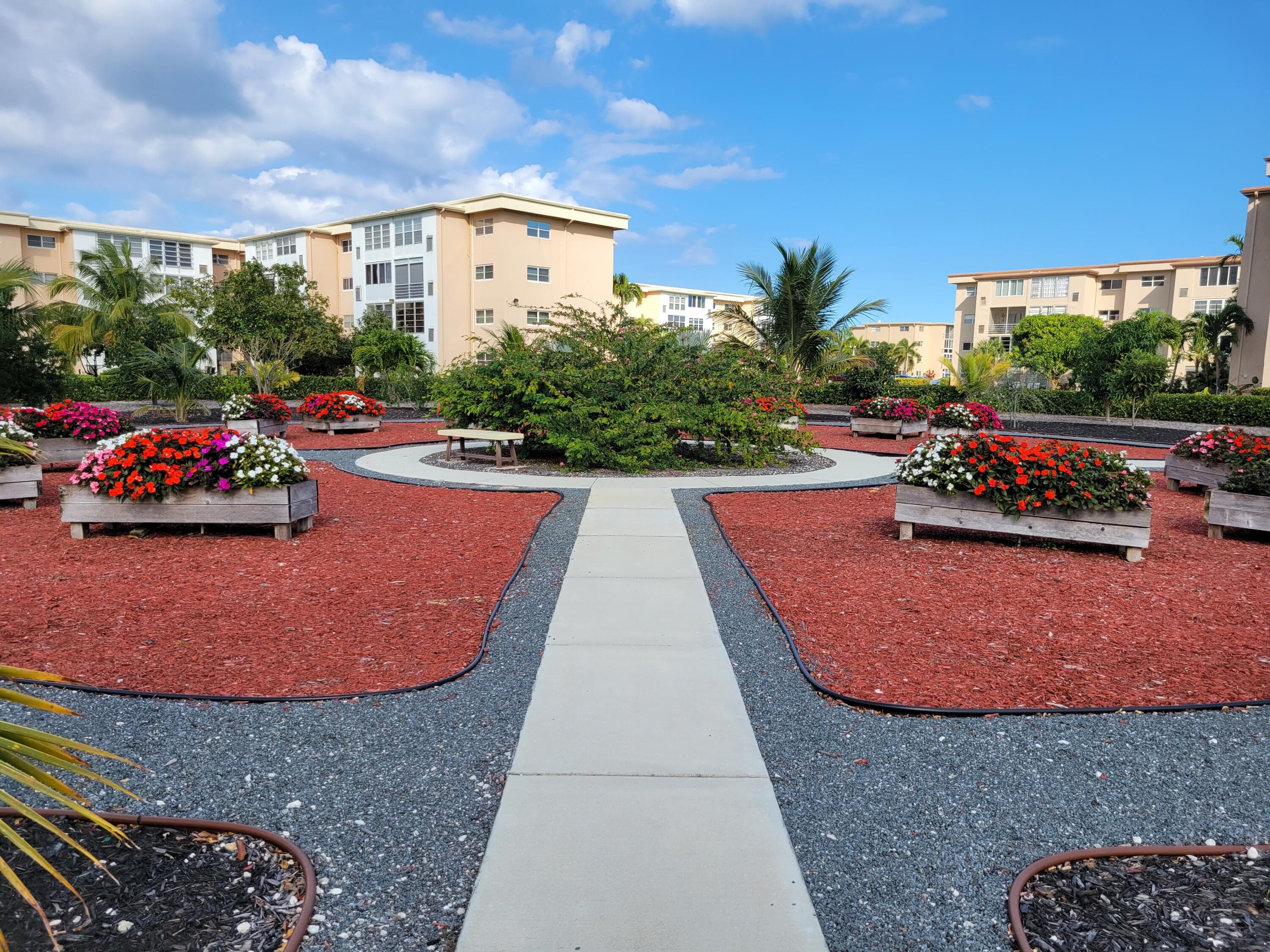 2400 NE 1st Lane 206, Boynton Beach, FL 33435 18