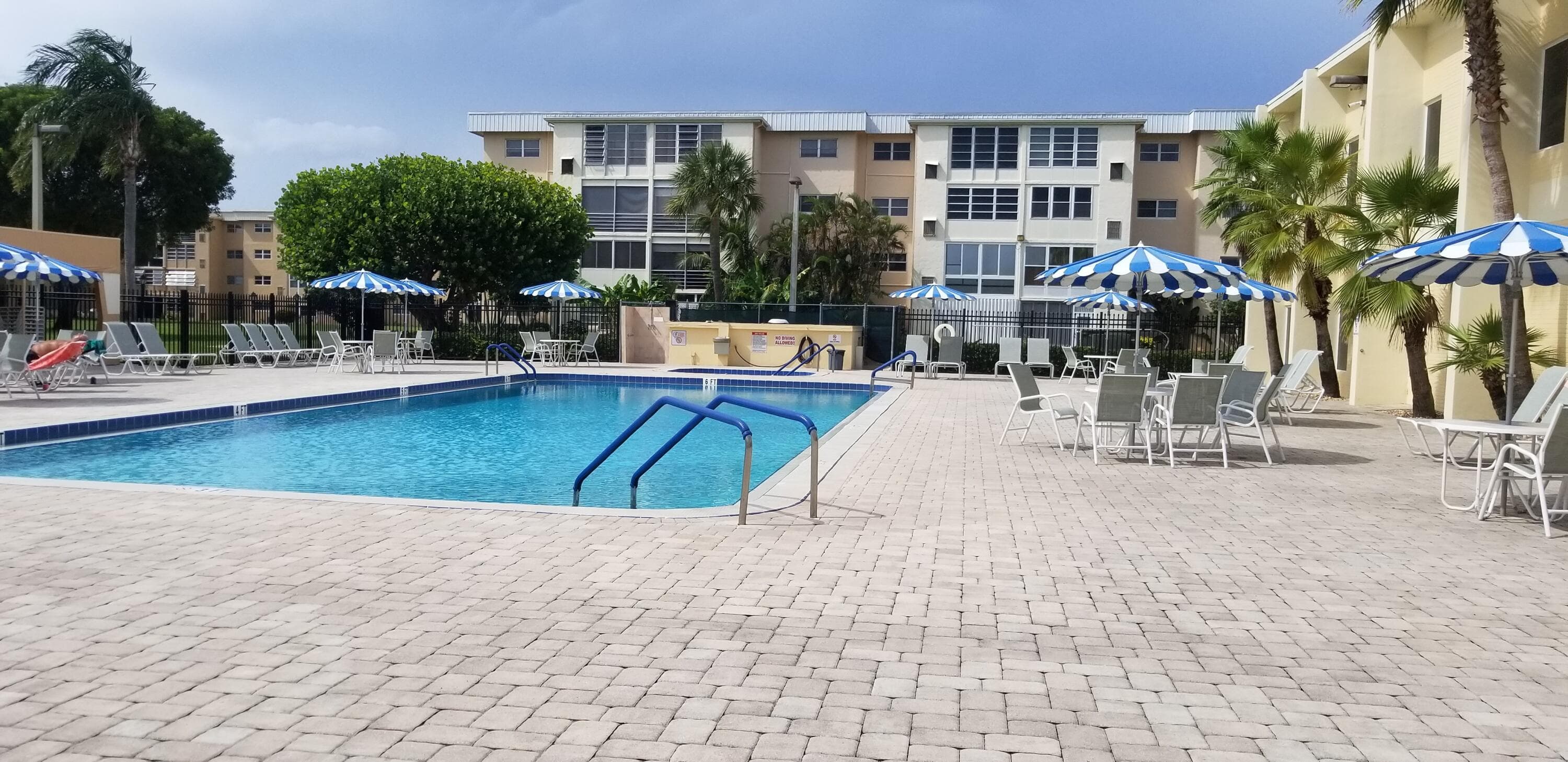 2400 NE 1st Lane 206, Boynton Beach, FL 33435 33