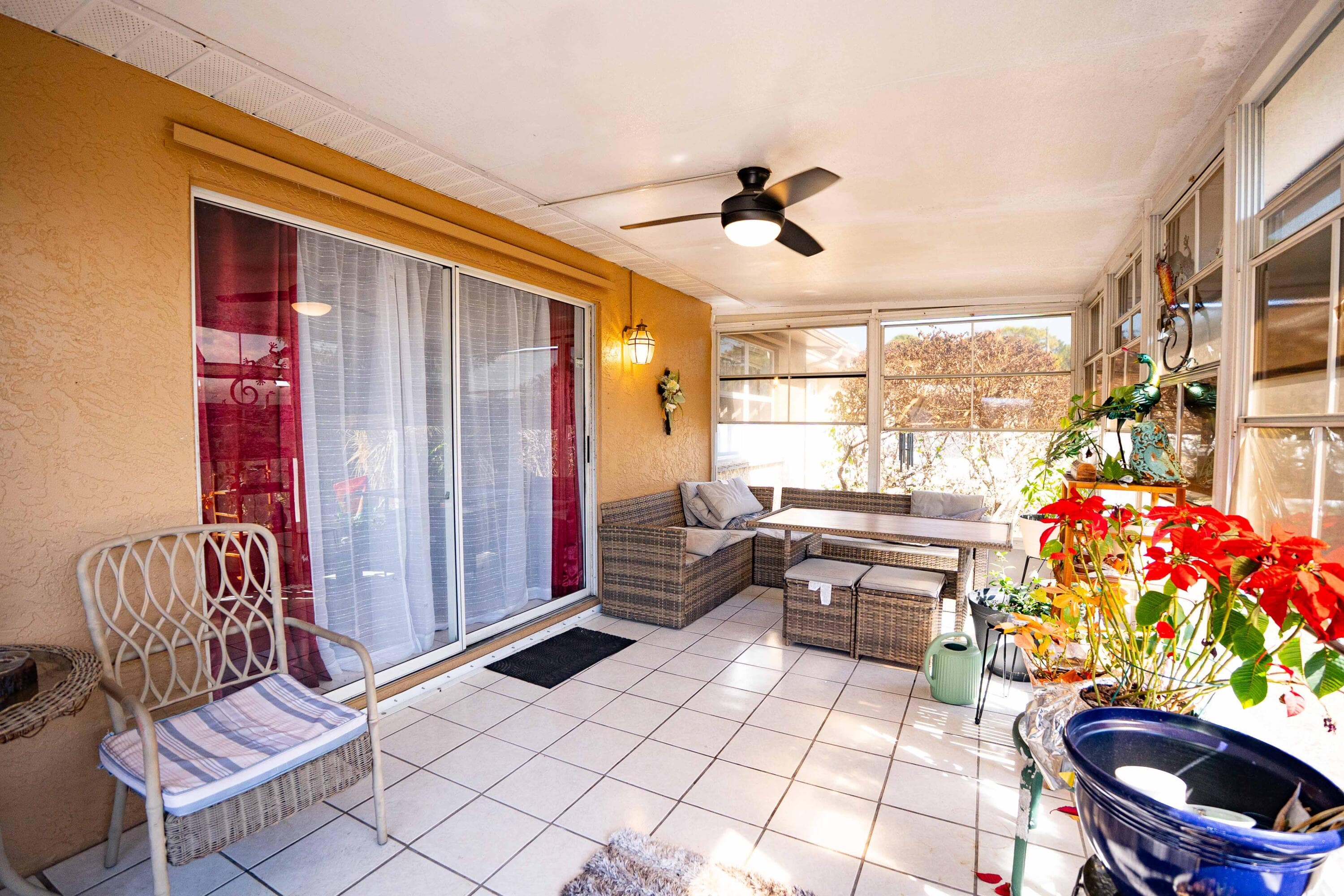 376 NW Sherry Lane, Port St. Lucie, FL 34986 12