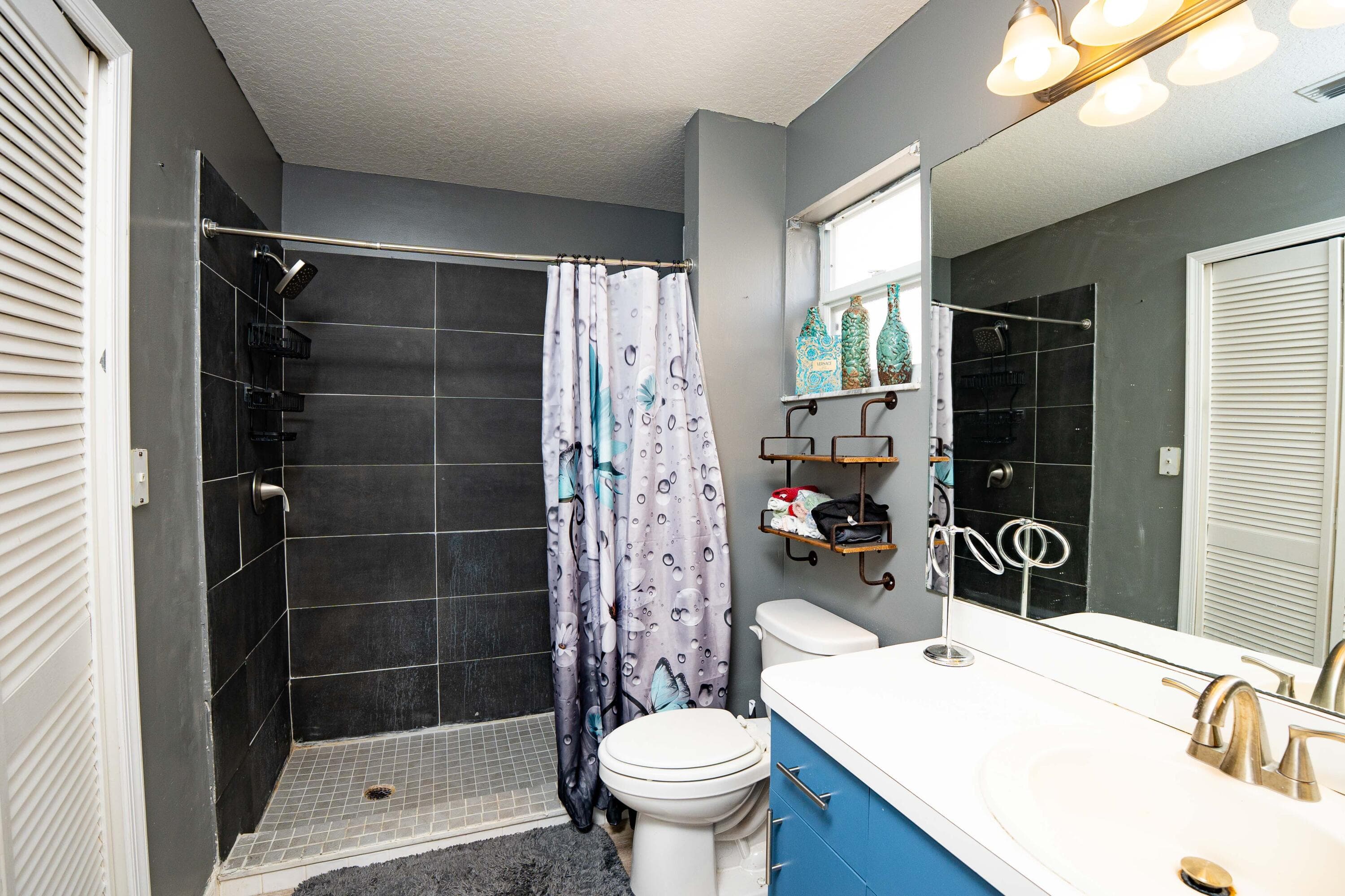 376 NW Sherry Lane, Port St. Lucie, FL 34986 9