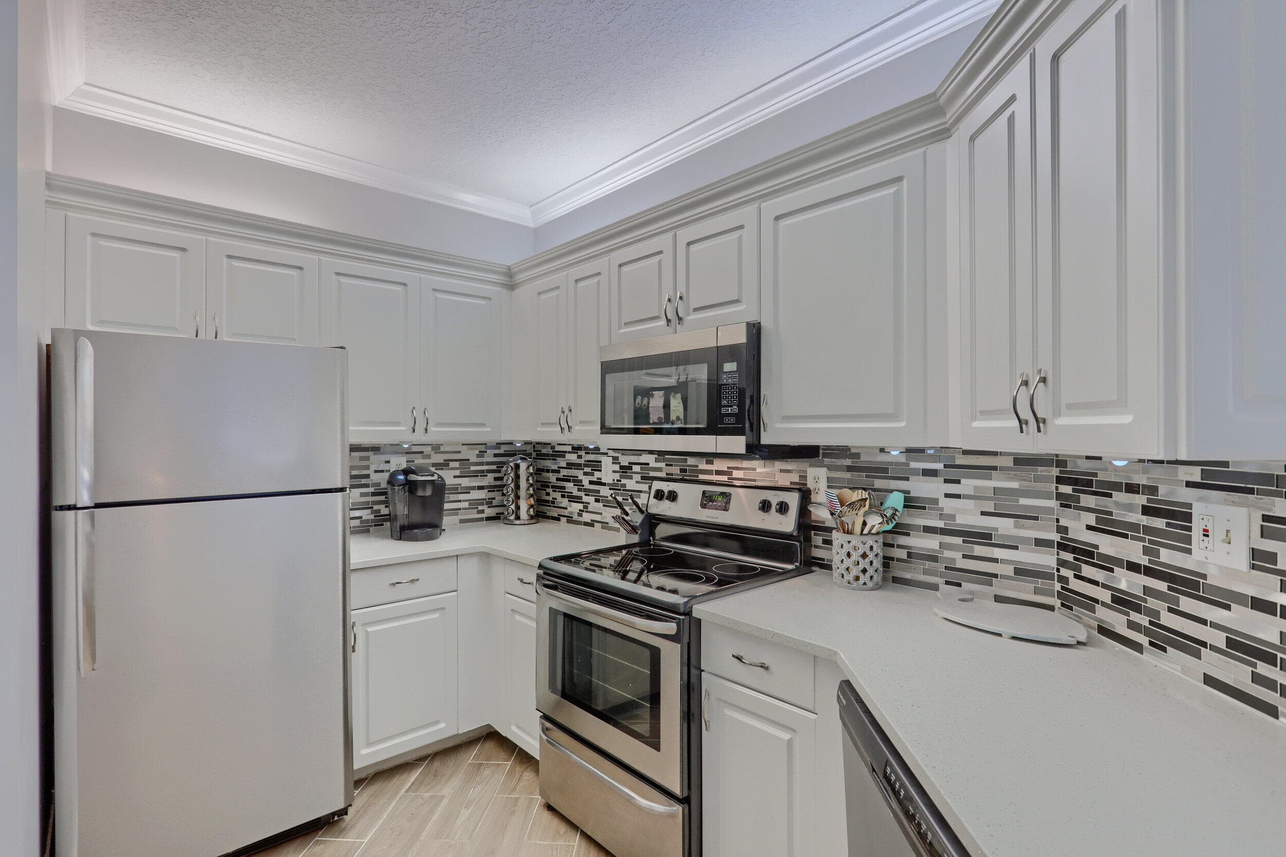 400 Uno Lago Drive 204, Juno Beach, FL 33408 18
