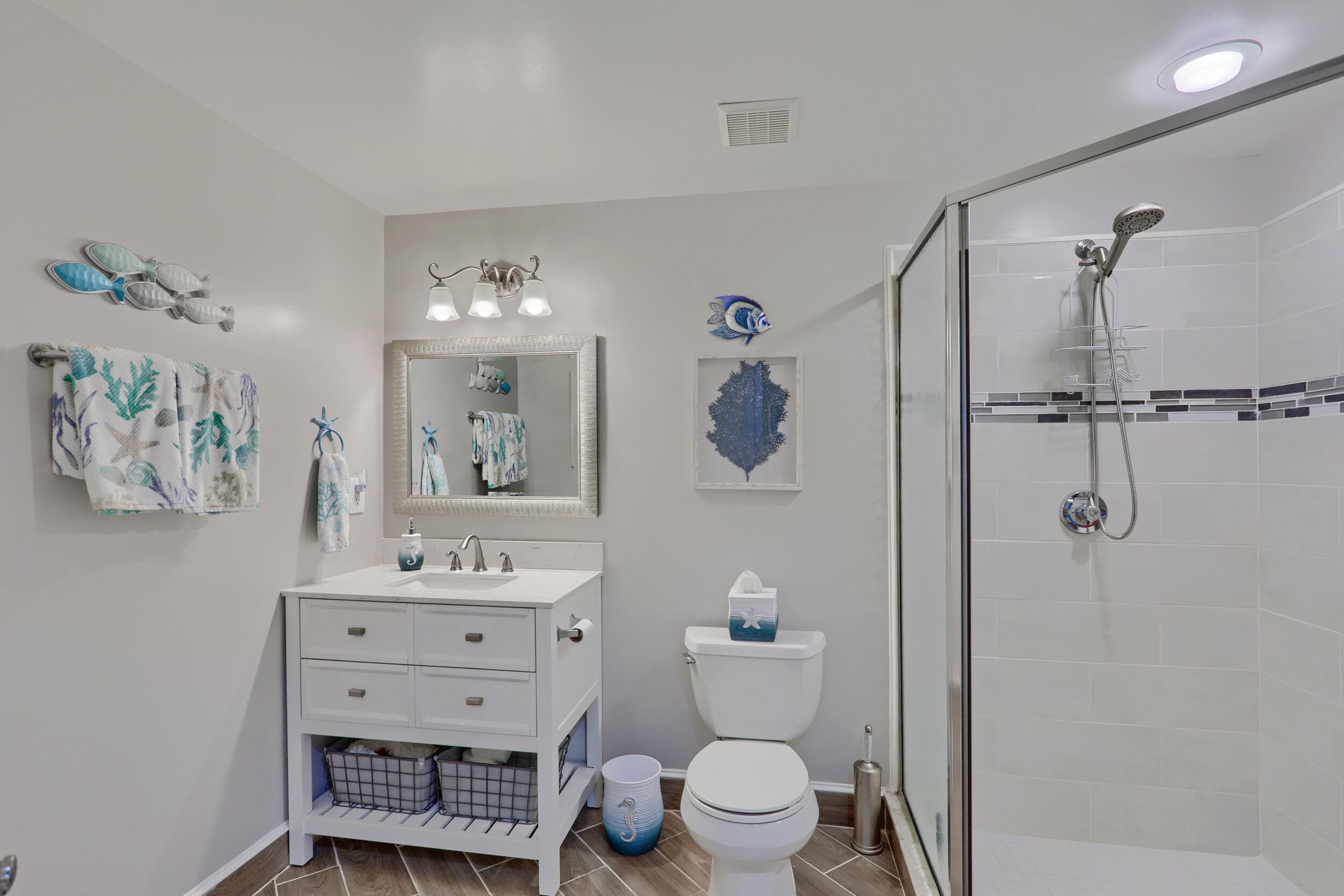 400 Uno Lago Drive 204, Juno Beach, FL 33408 32