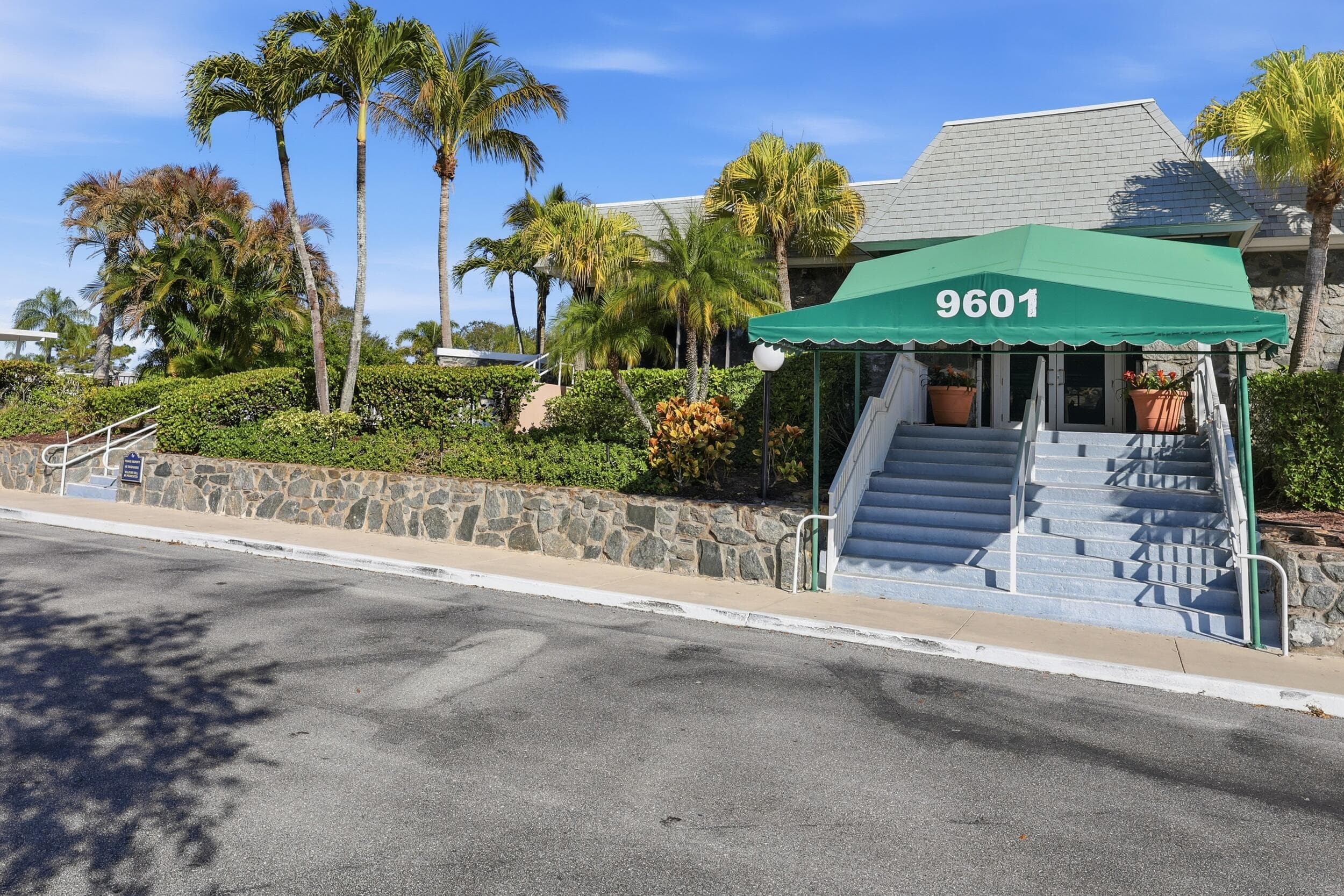 18081 SE Country Club Drive 6-60, Jupiter, FL 33469 30